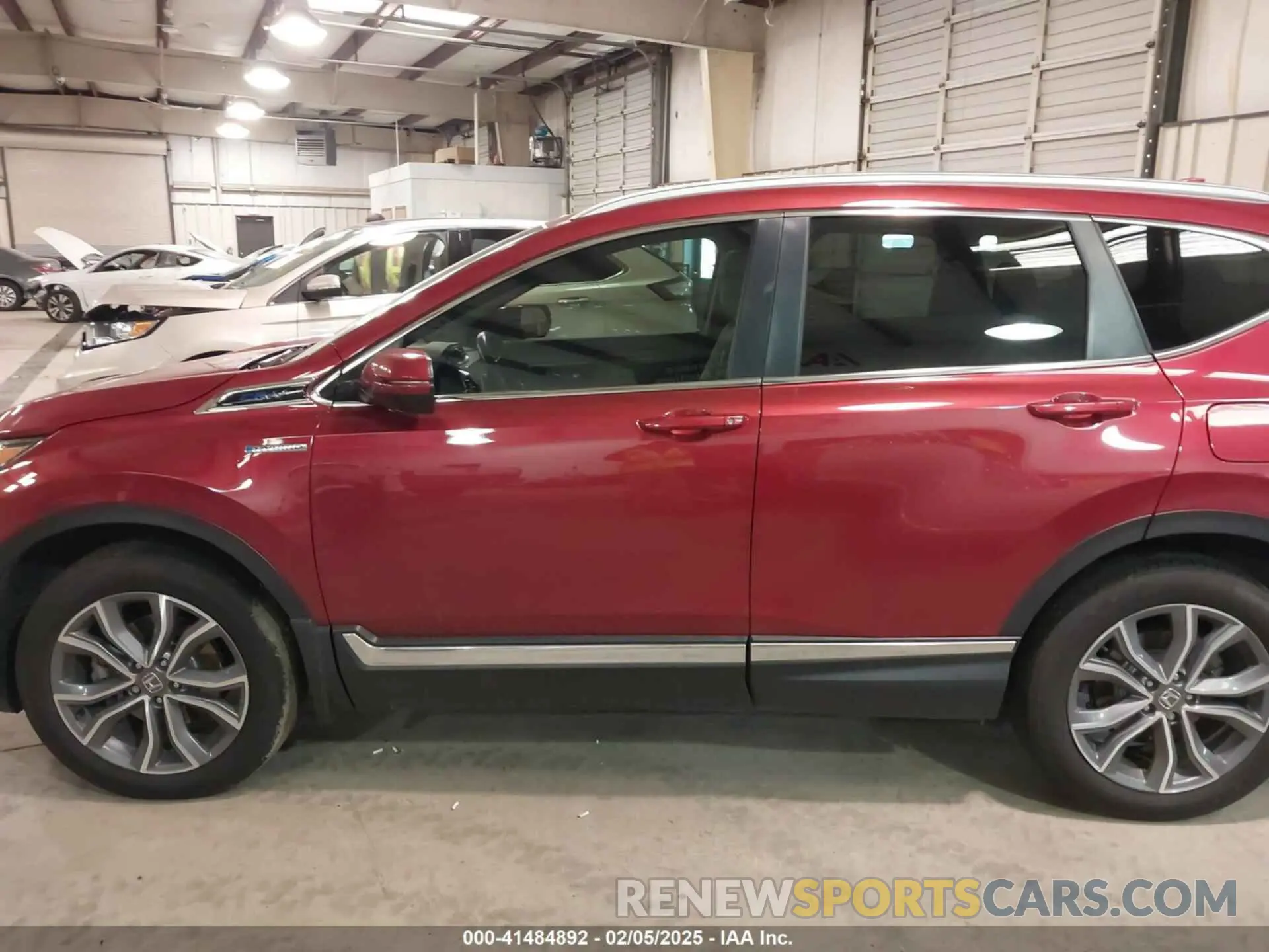 14 Photograph of a damaged car 5J6RT6H93NL046068 HONDA CR-V 2022
