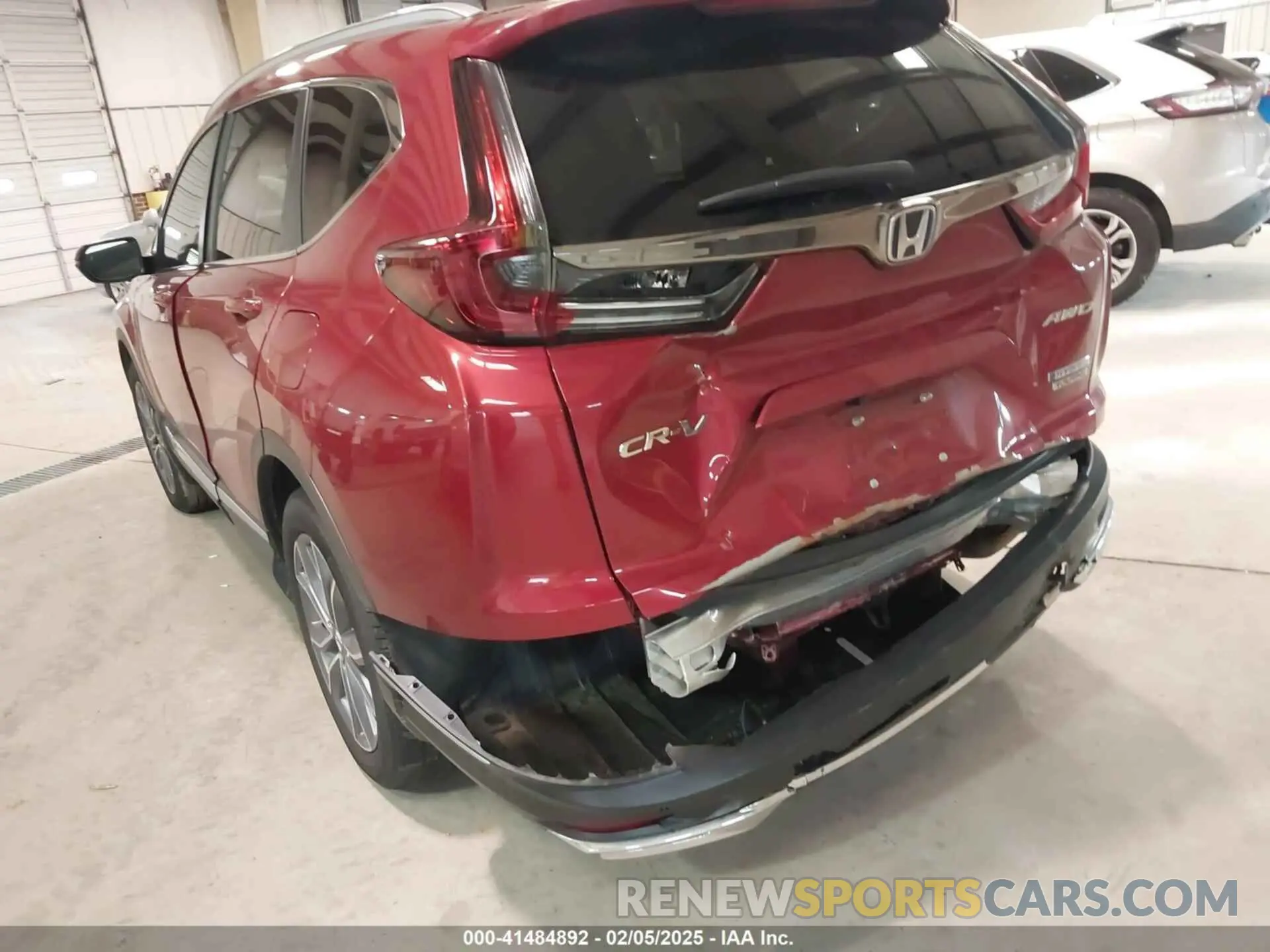 17 Photograph of a damaged car 5J6RT6H93NL046068 HONDA CR-V 2022