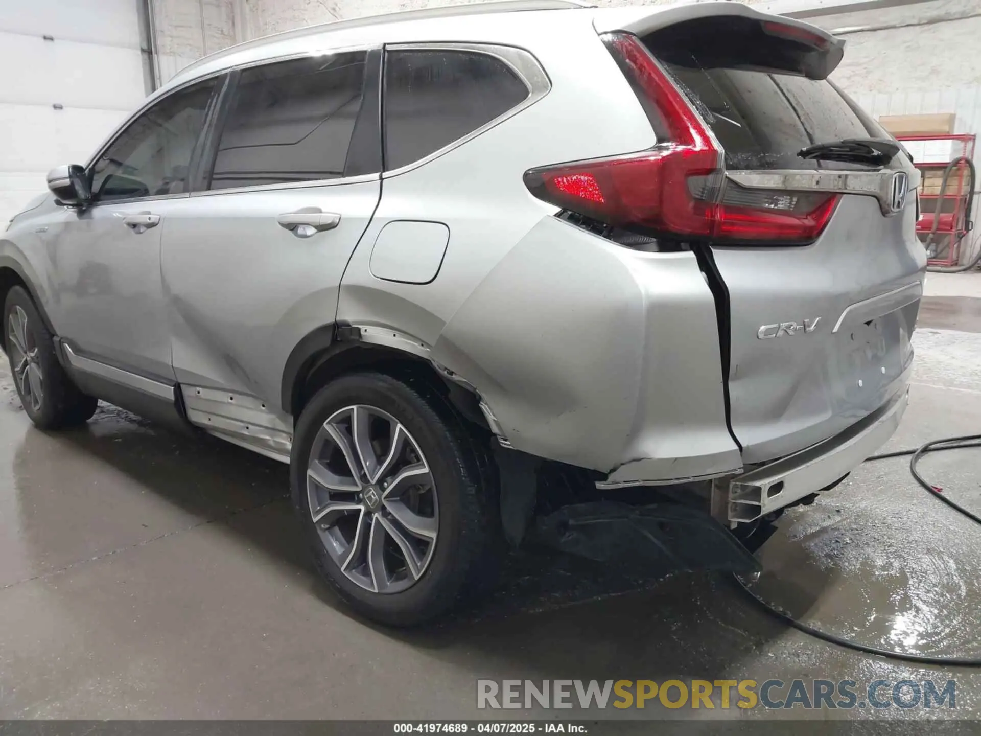 6 Photograph of a damaged car 5J6RT6H96NL026445 HONDA CR-V 2022