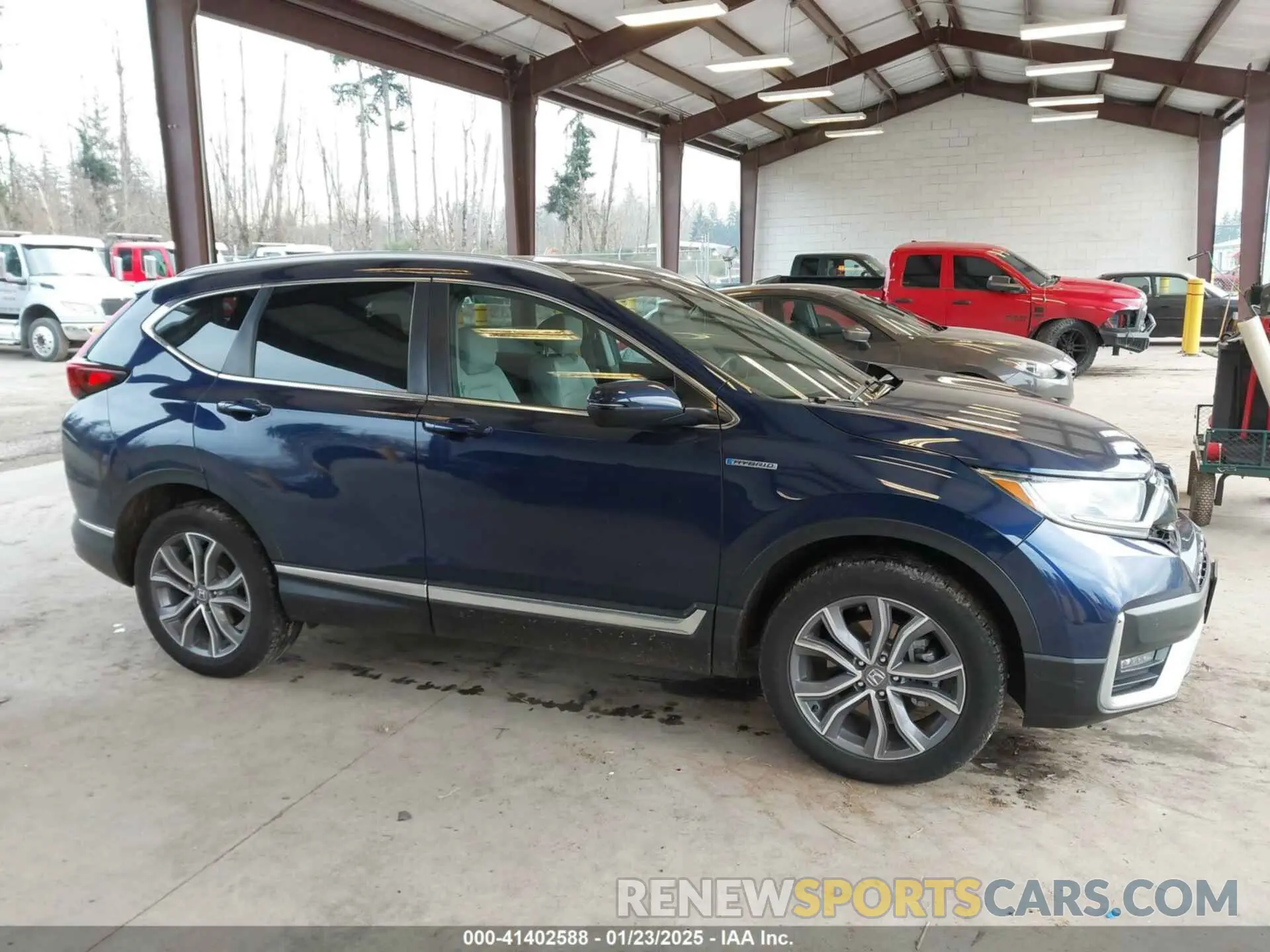13 Photograph of a damaged car 5J6RT6H99NL003550 HONDA CR-V 2022