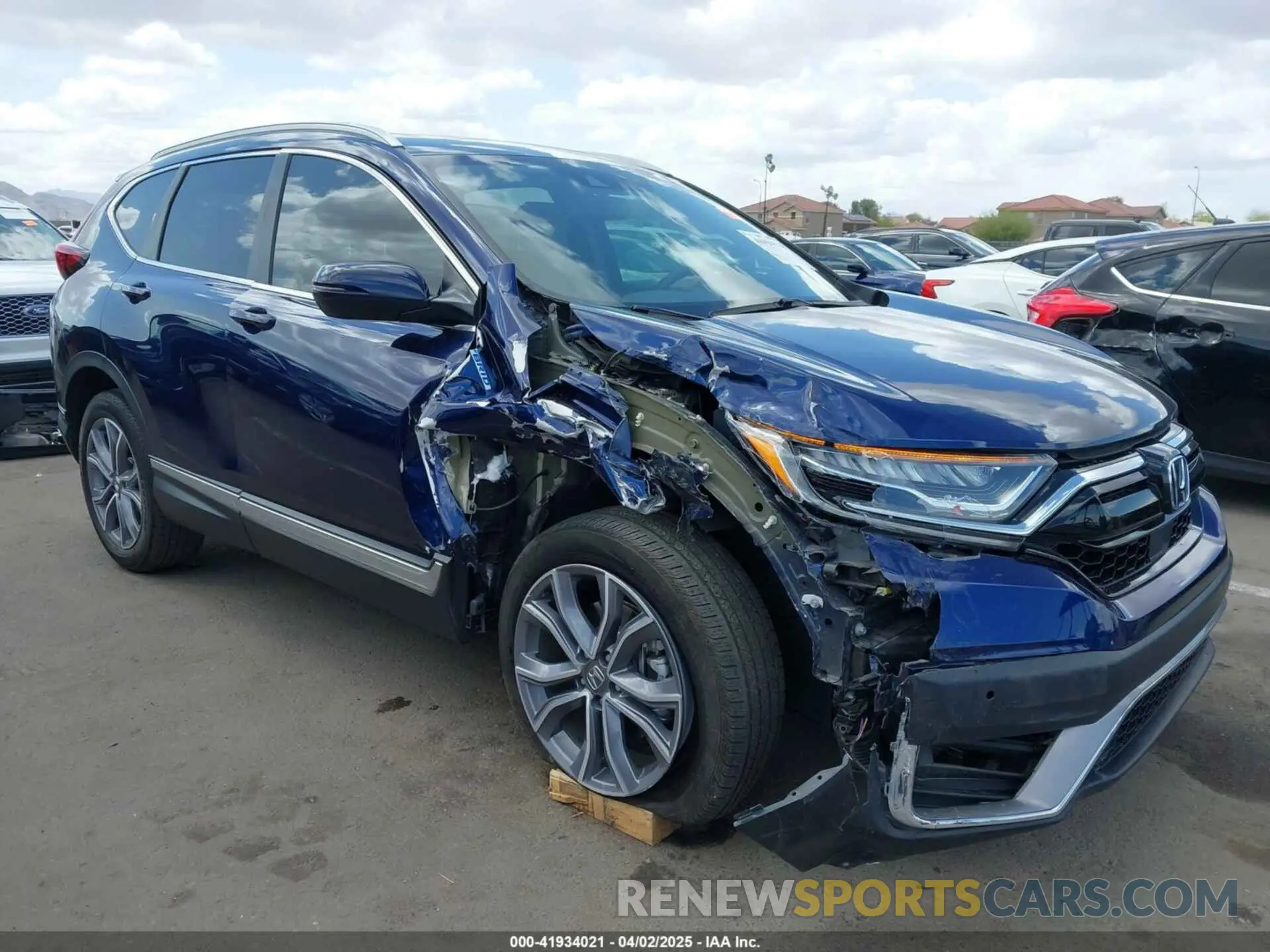 6 Photograph of a damaged car 5J6RT6H9XNL042471 HONDA CR-V 2022