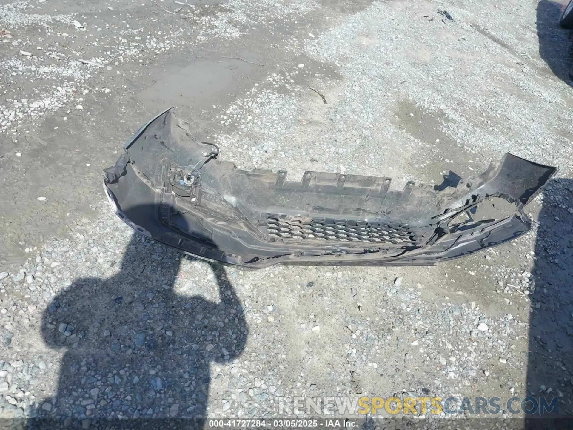 12 Photograph of a damaged car 5J6RW1H53NA011257 HONDA CR-V 2022