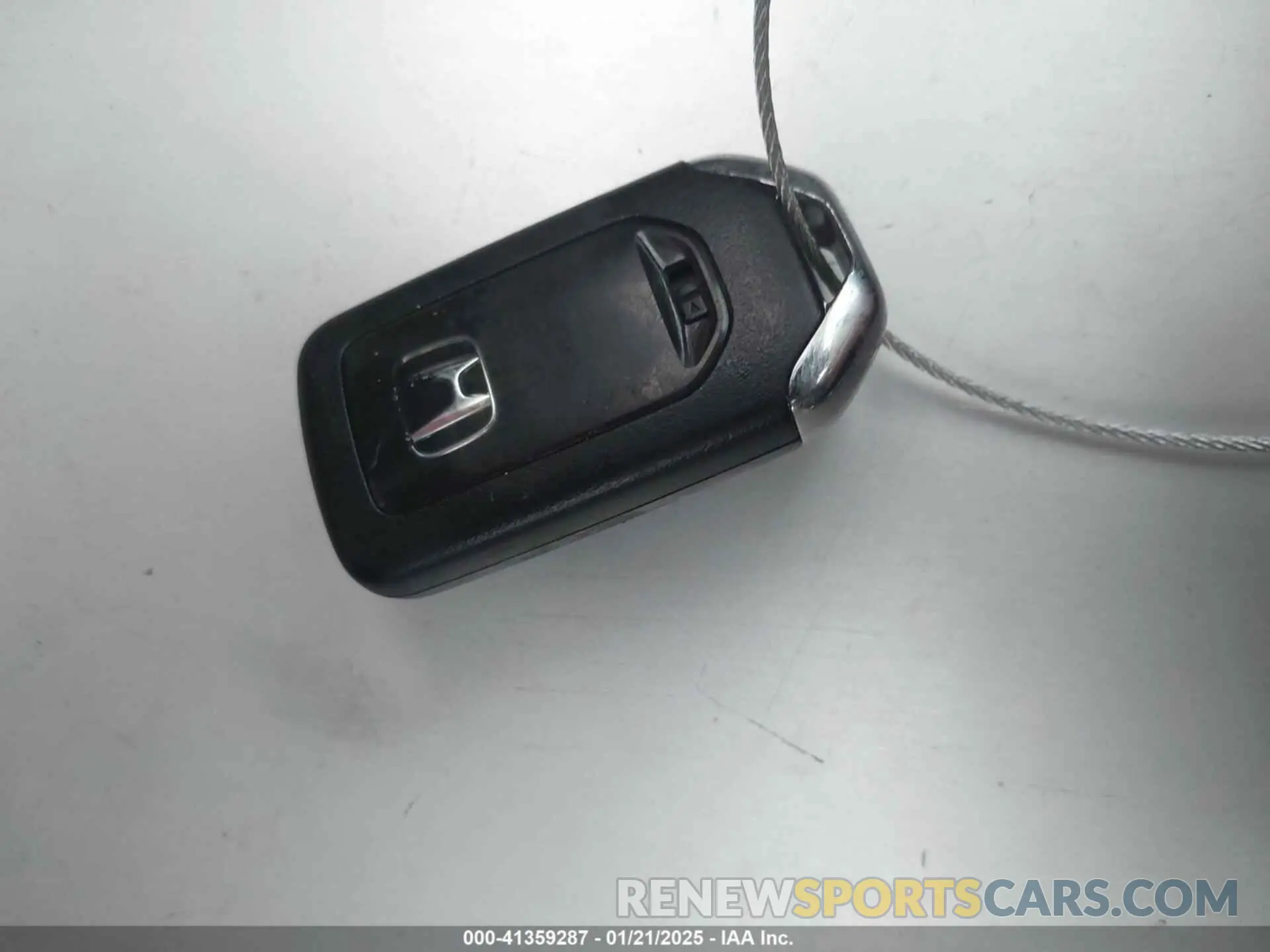 11 Photograph of a damaged car 5J6RW1H56NA020437 HONDA CR-V 2022