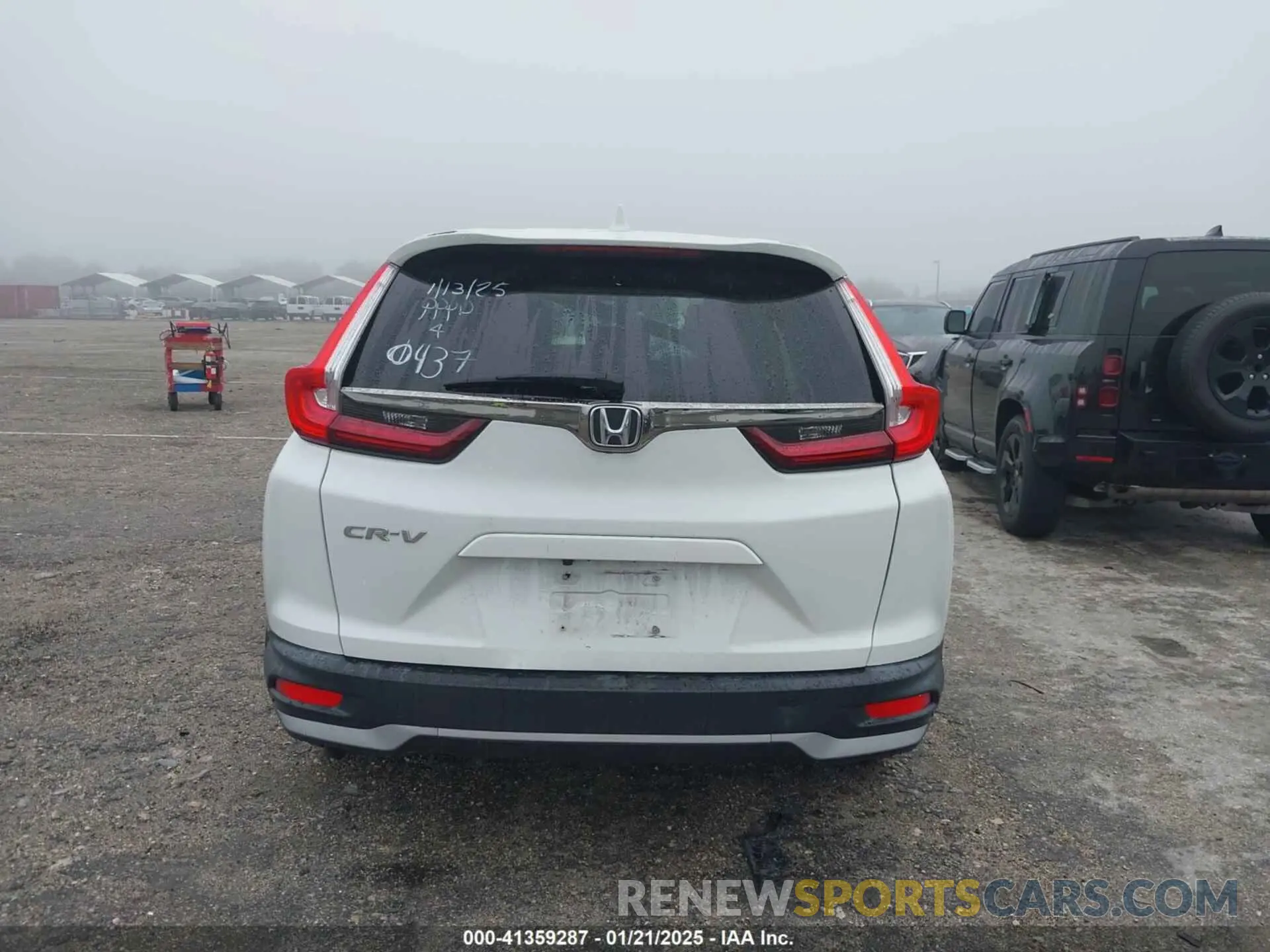 17 Photograph of a damaged car 5J6RW1H56NA020437 HONDA CR-V 2022