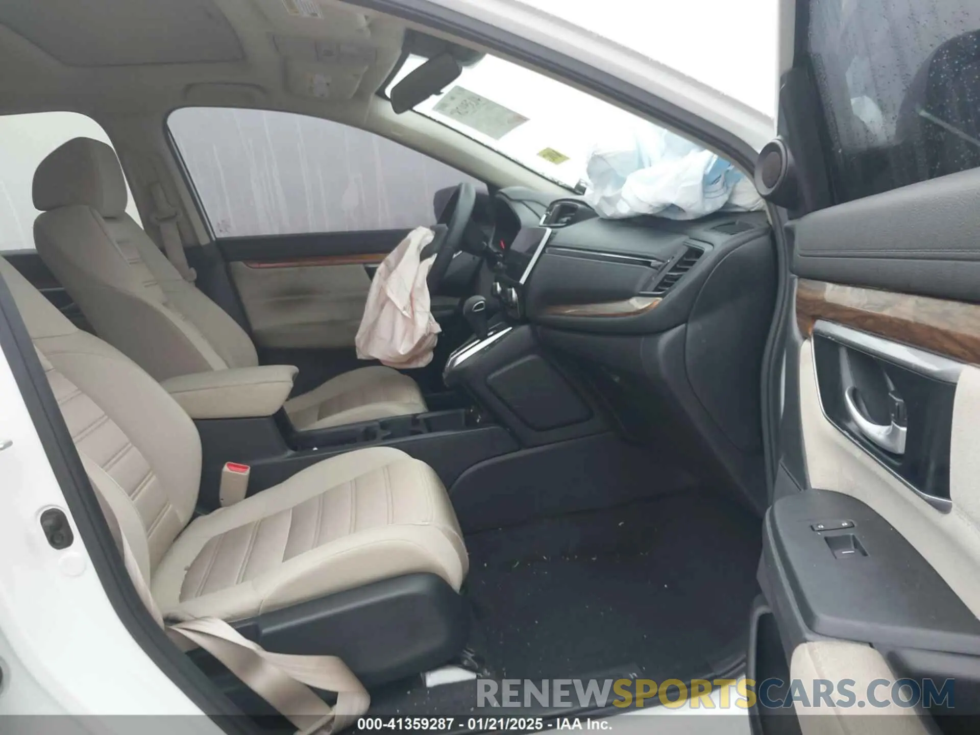 5 Photograph of a damaged car 5J6RW1H56NA020437 HONDA CR-V 2022