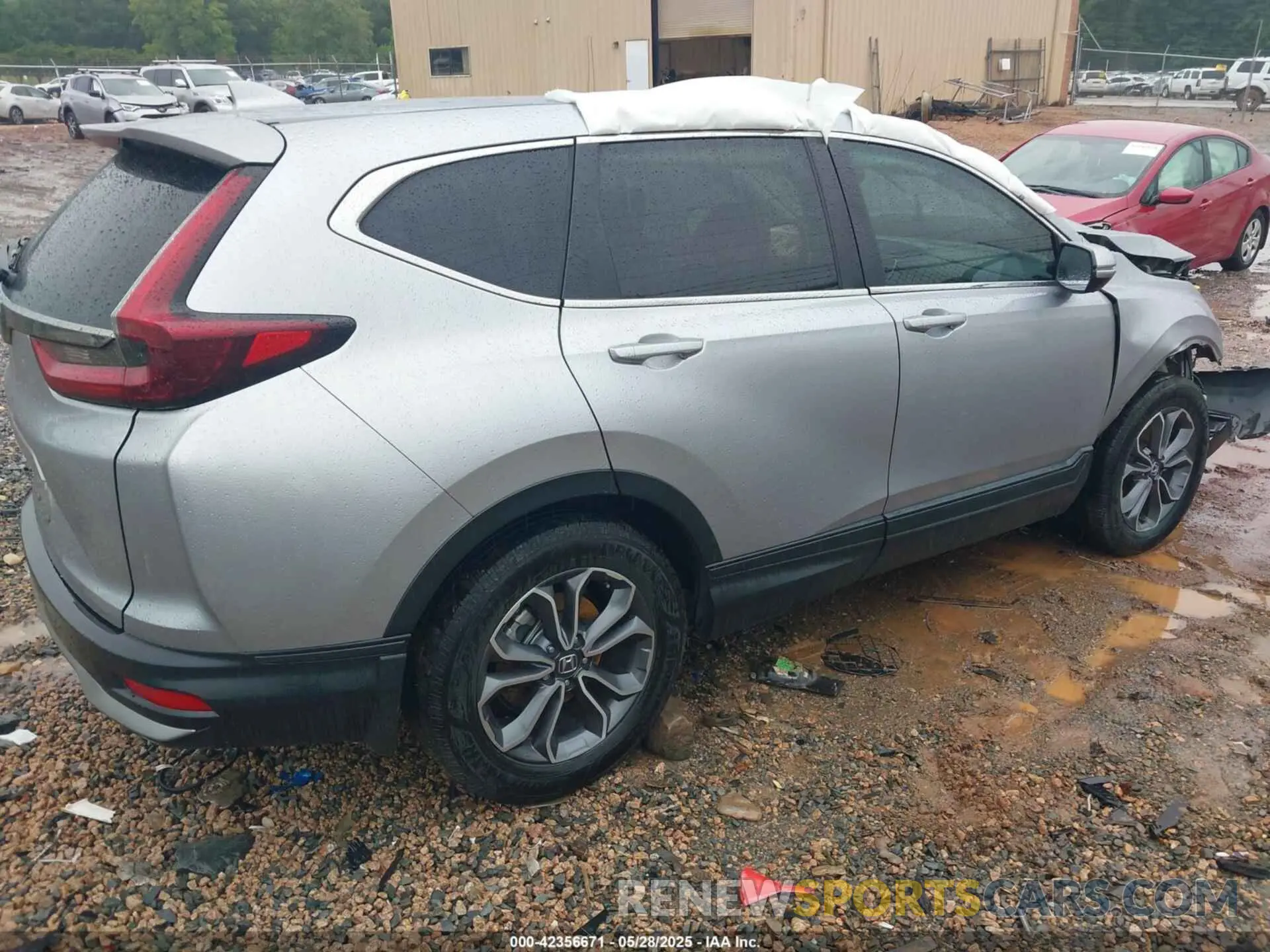 4 Photograph of a damaged car 5J6RW1H5XNA004774 HONDA CR-V 2022