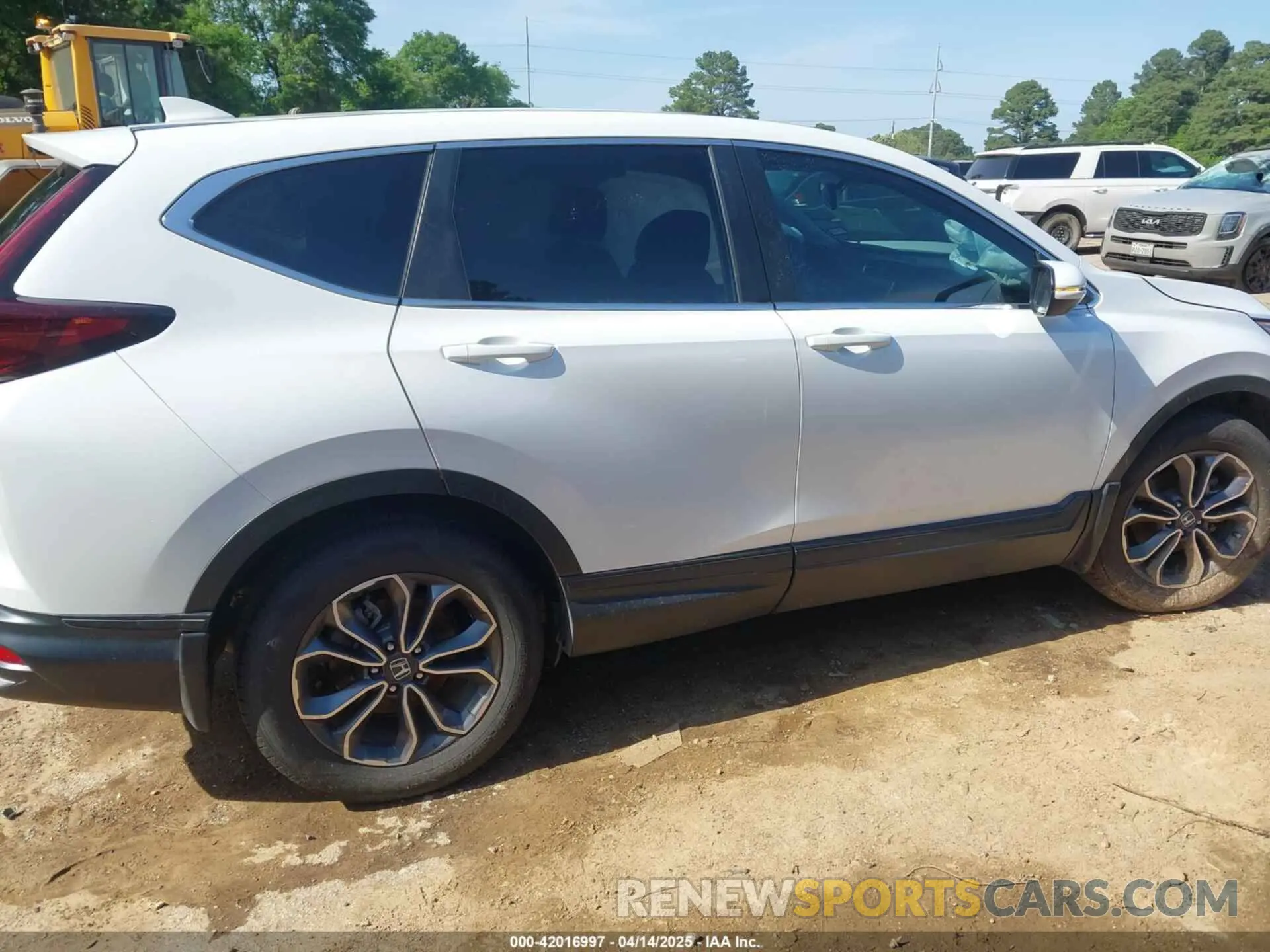 13 Photograph of a damaged car 5J6RW1H82NA004522 HONDA CR-V 2022