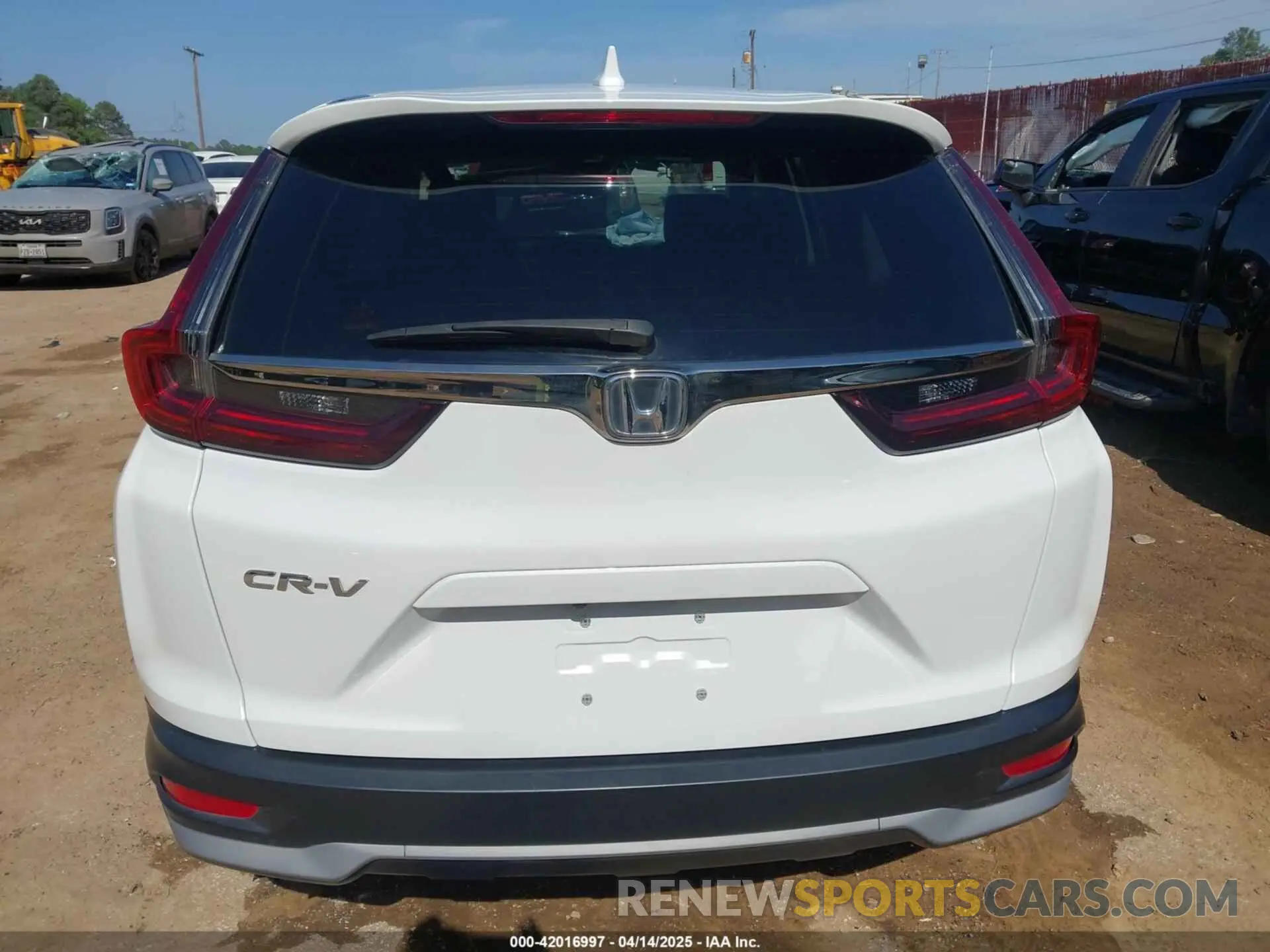 16 Photograph of a damaged car 5J6RW1H82NA004522 HONDA CR-V 2022