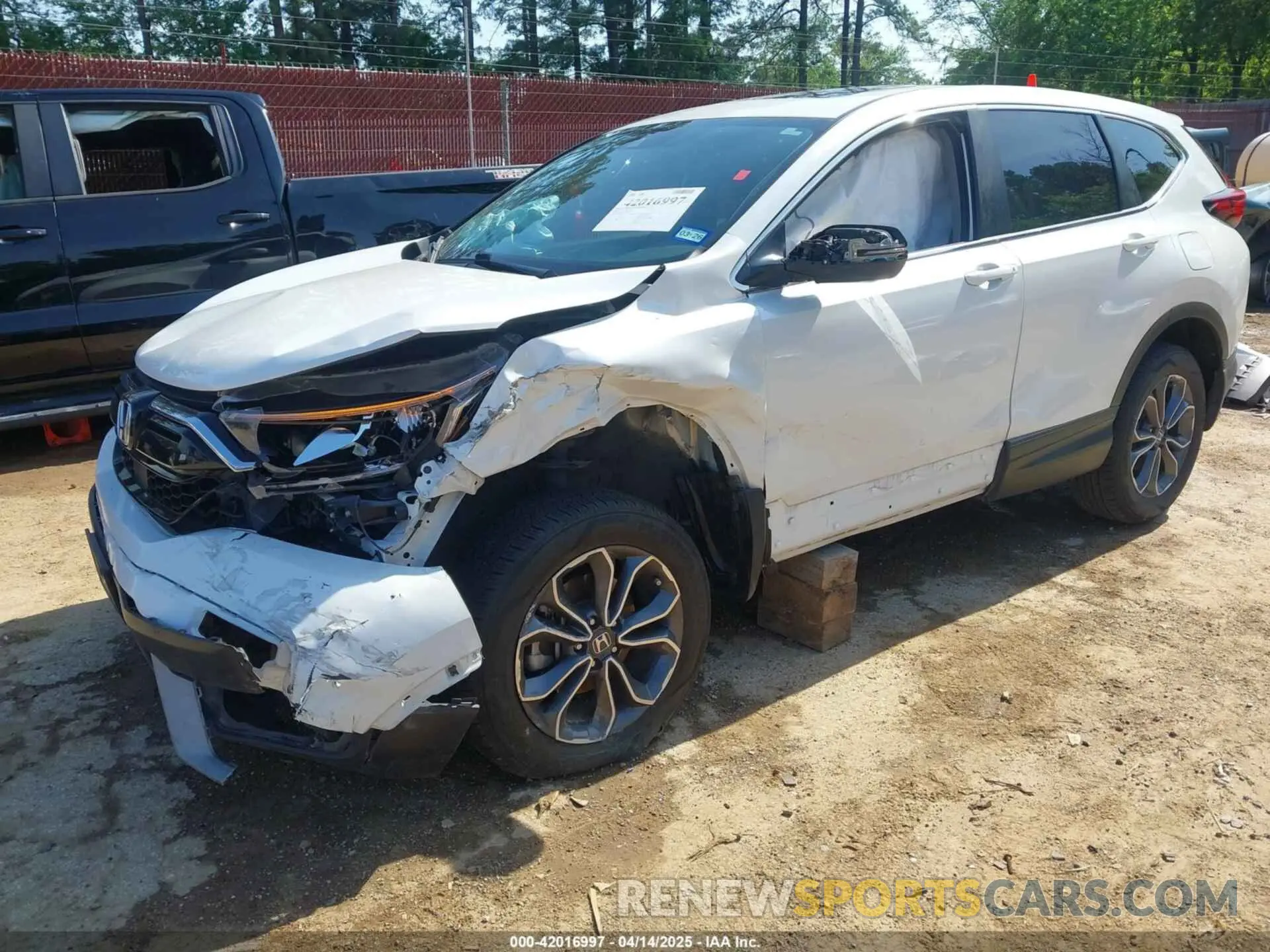 2 Photograph of a damaged car 5J6RW1H82NA004522 HONDA CR-V 2022