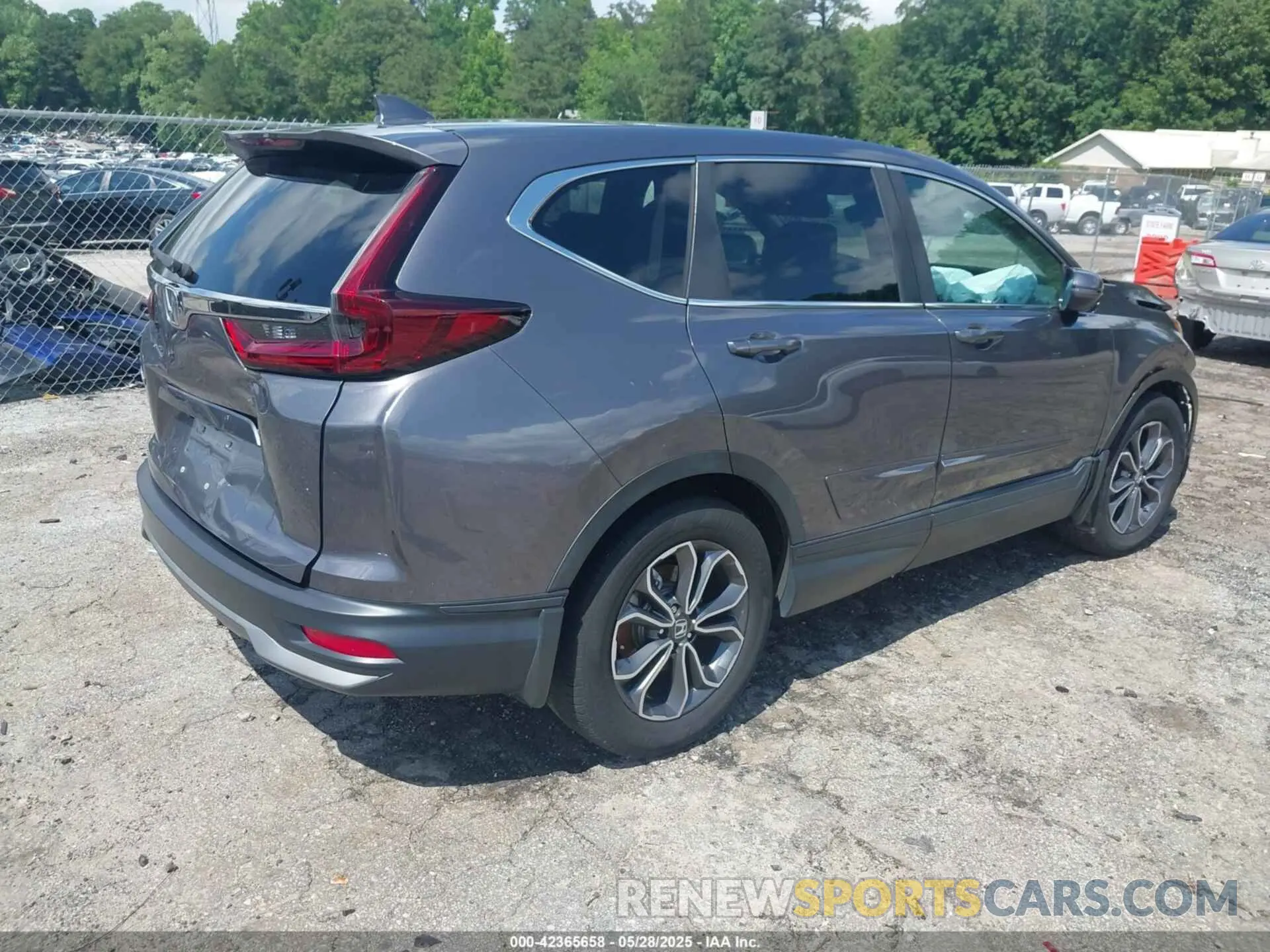 4 Photograph of a damaged car 5J6RW1H84NA001783 HONDA CR-V 2022