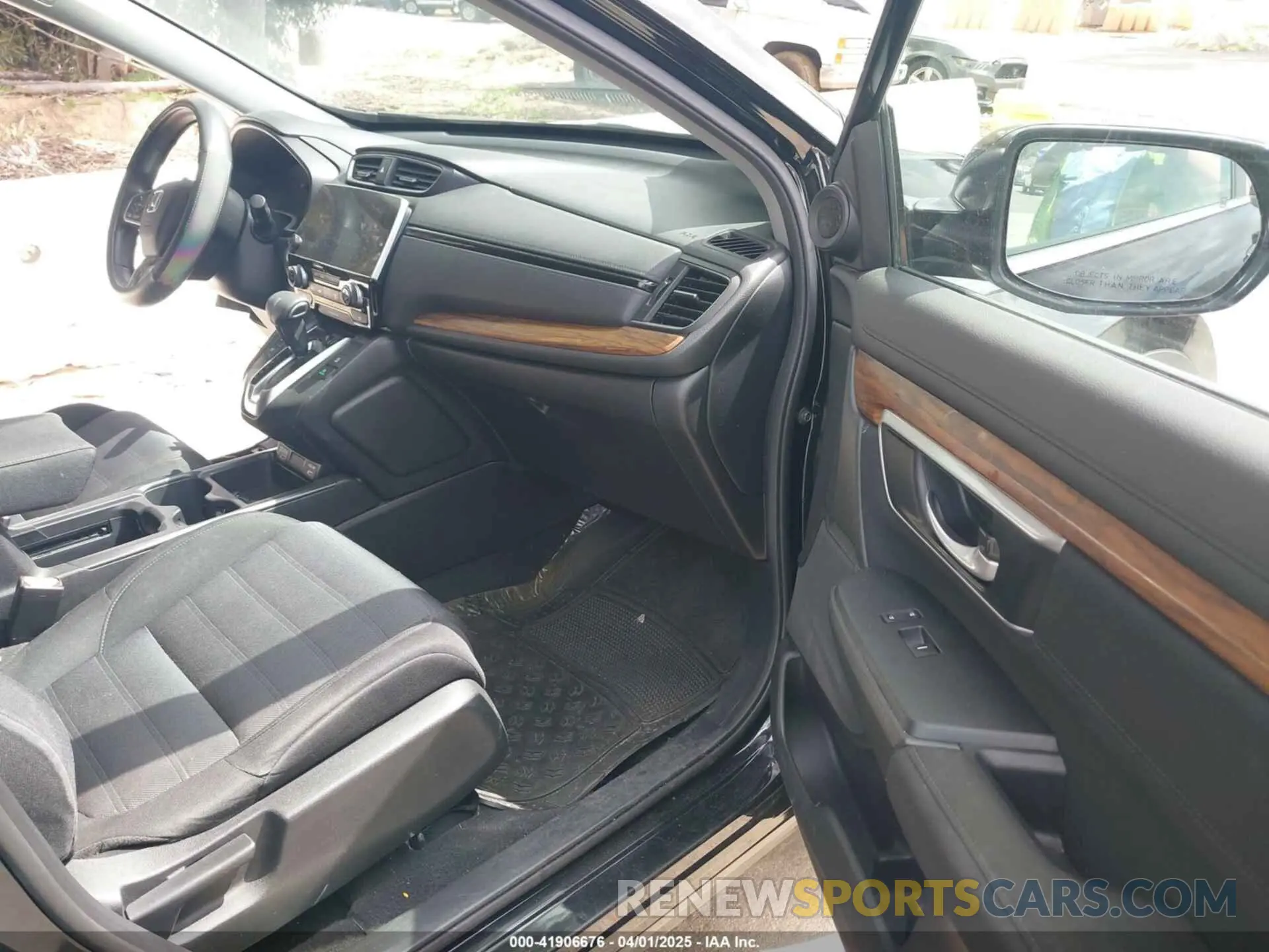5 Photograph of a damaged car 5J6RW2H56NA011050 HONDA CR-V 2022