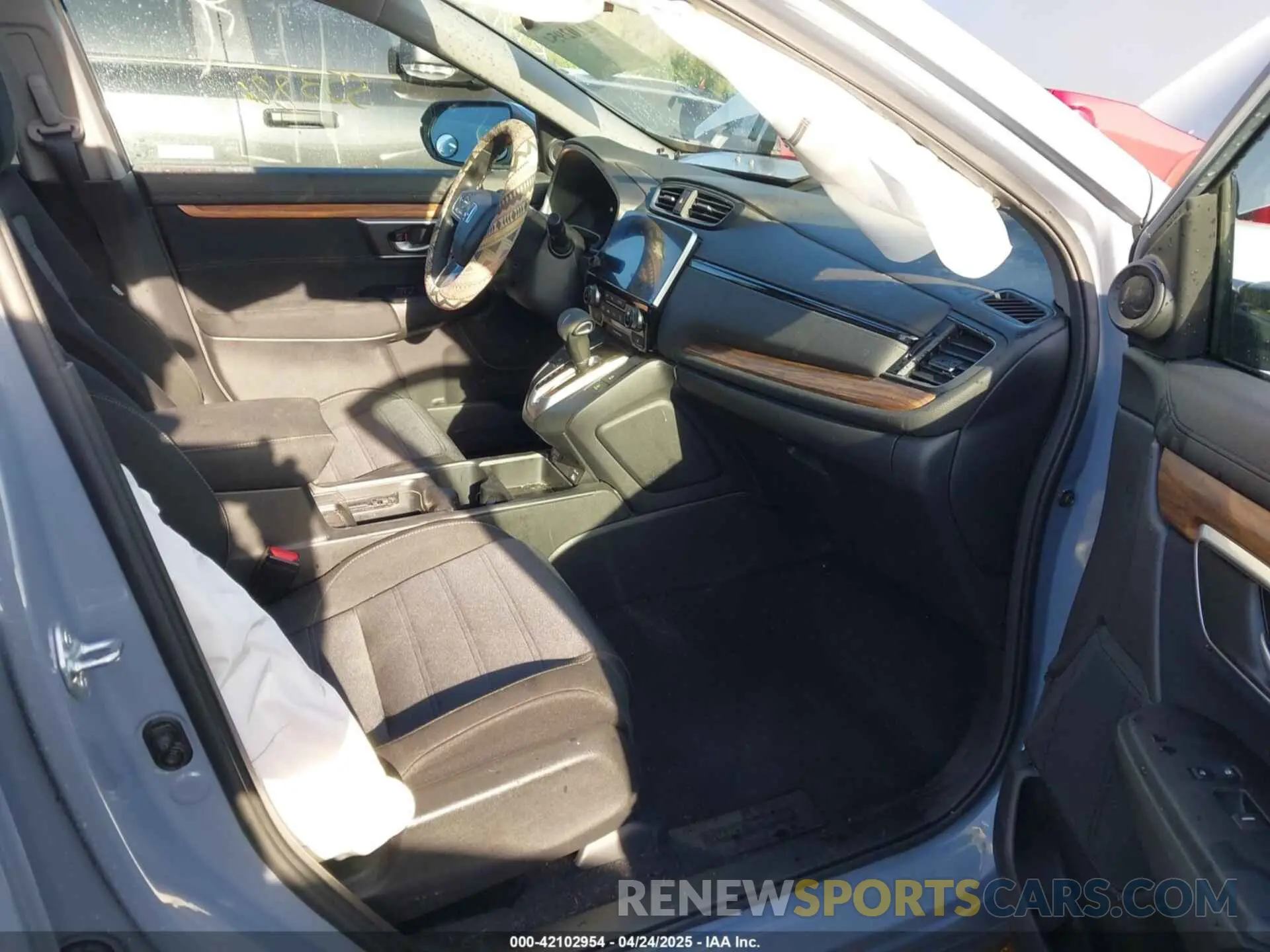 5 Photograph of a damaged car 5J6RW2H57NA009405 HONDA CR-V 2022