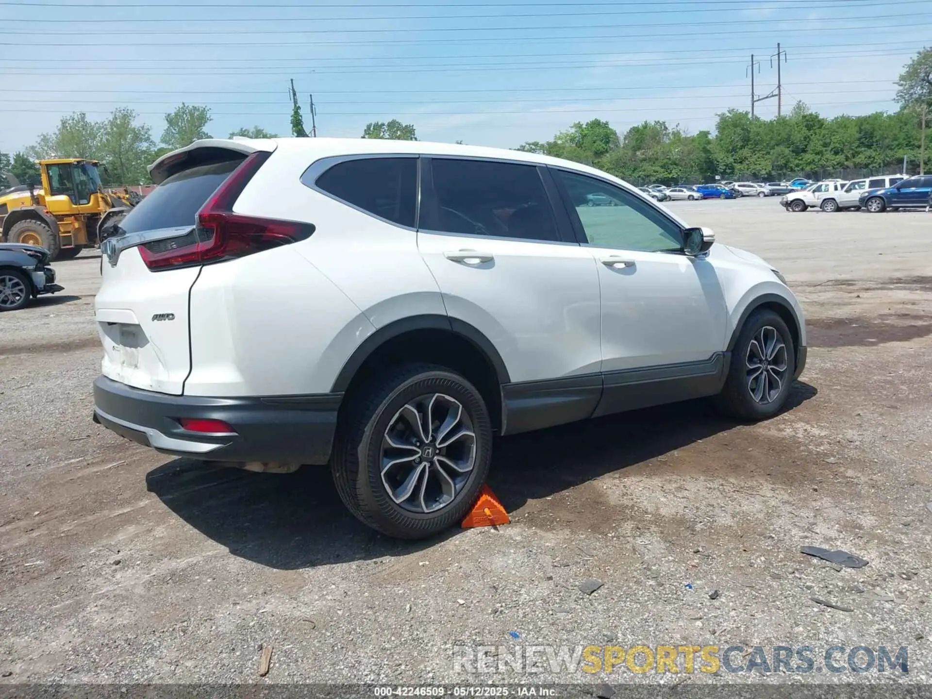 4 Photograph of a damaged car 5J6RW2H80NA000829 HONDA CR-V 2022