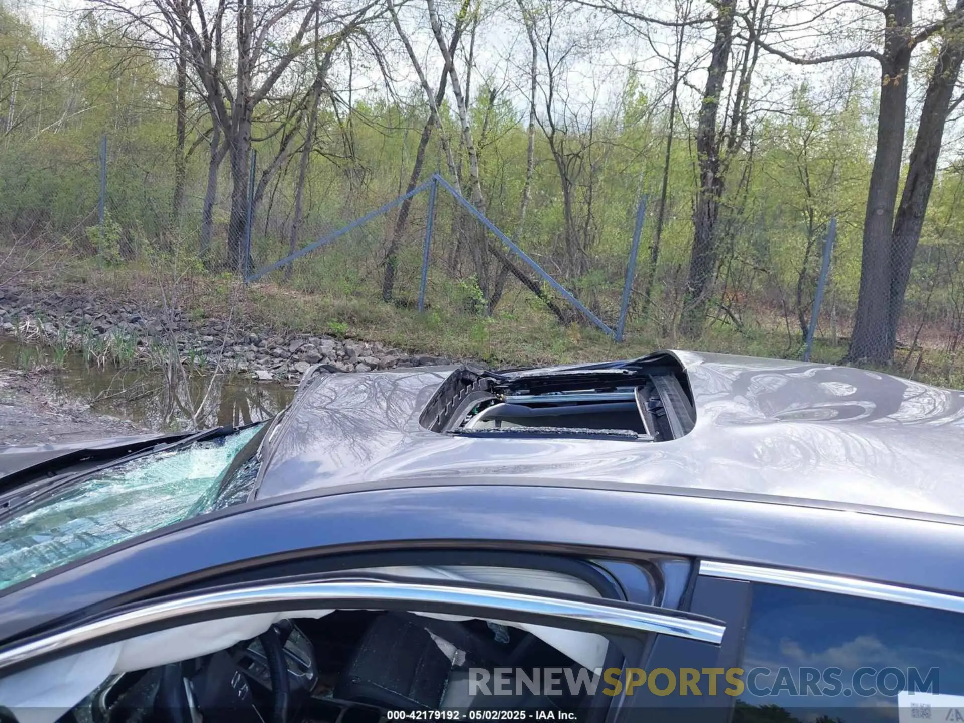 11 Photograph of a damaged car 5J6RW2H81NA000662 HONDA CR-V 2022