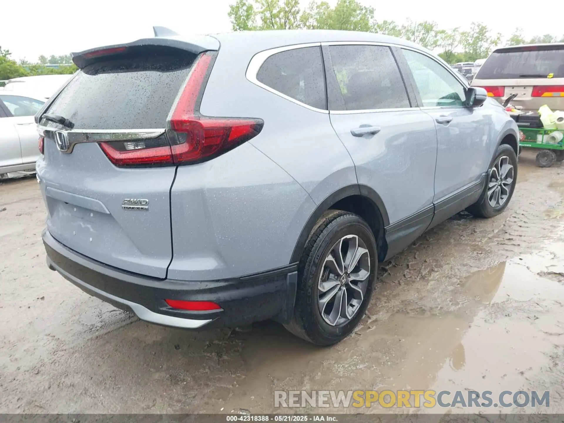 4 Photograph of a damaged car 5J6RW2H8XNA009456 HONDA CR-V 2022