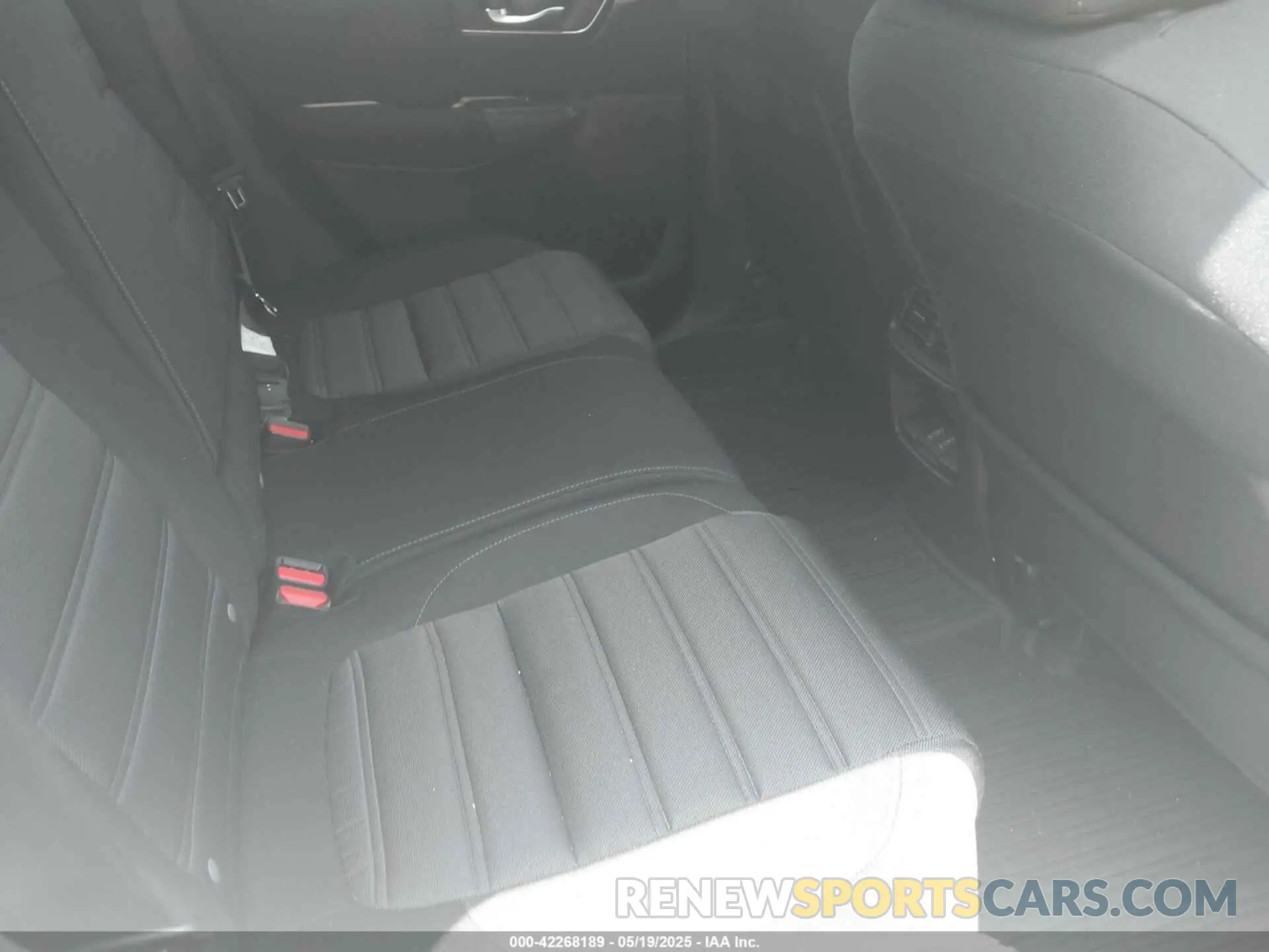 8 Photograph of a damaged car 7FARW1H54NE022897 HONDA CR-V 2022