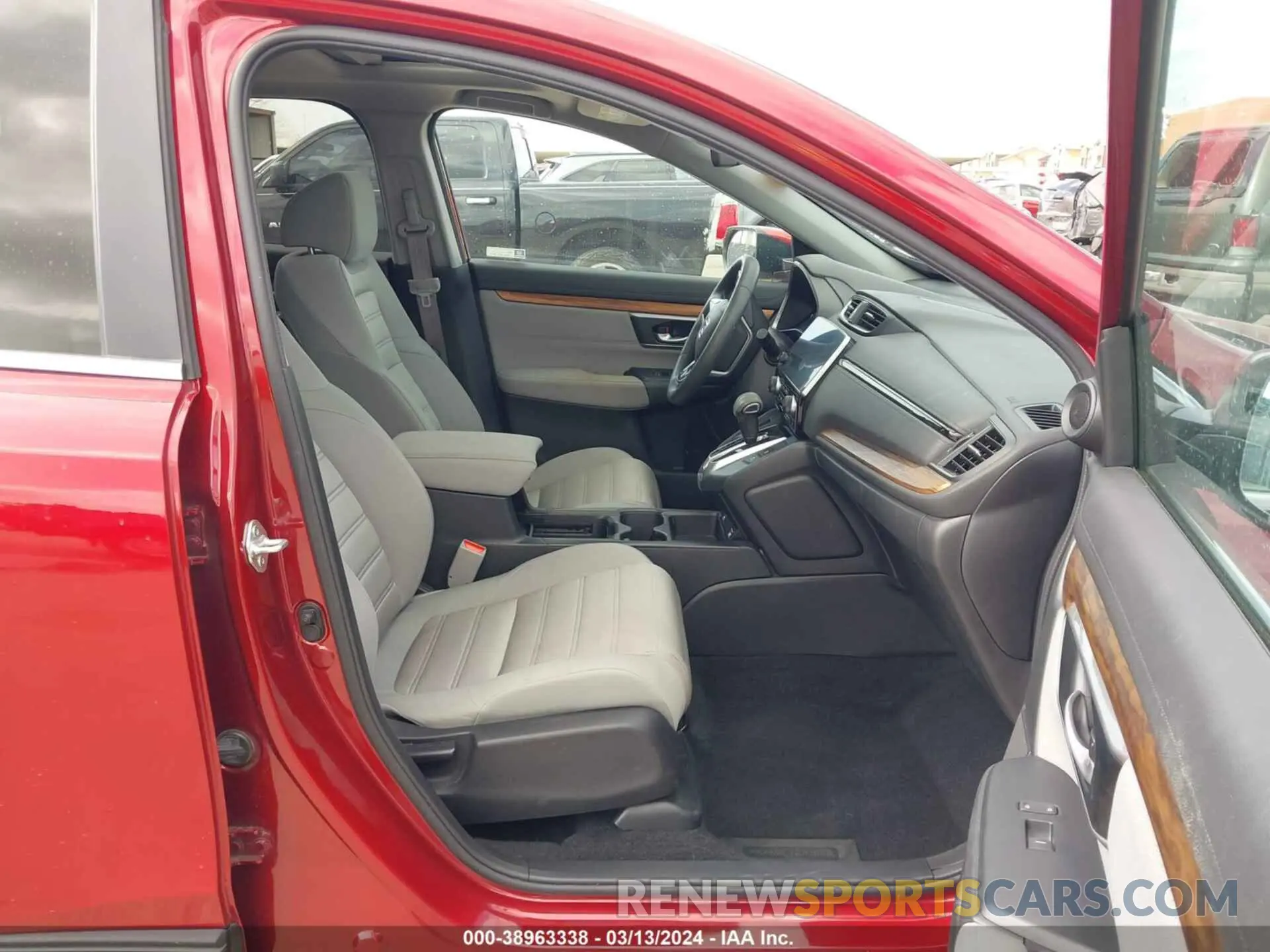 5 Photograph of a damaged car 7FARW1H59NE006761 HONDA CR-V 2022