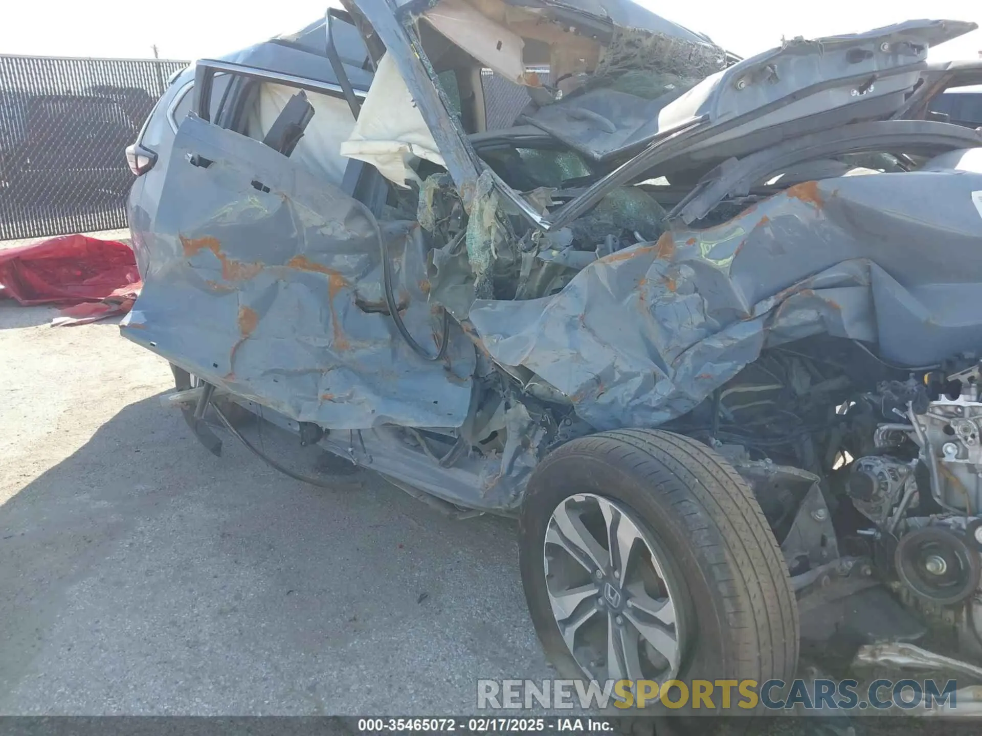 11 Photograph of a damaged car 7FARW1H73NE000407 HONDA CR-V 2022