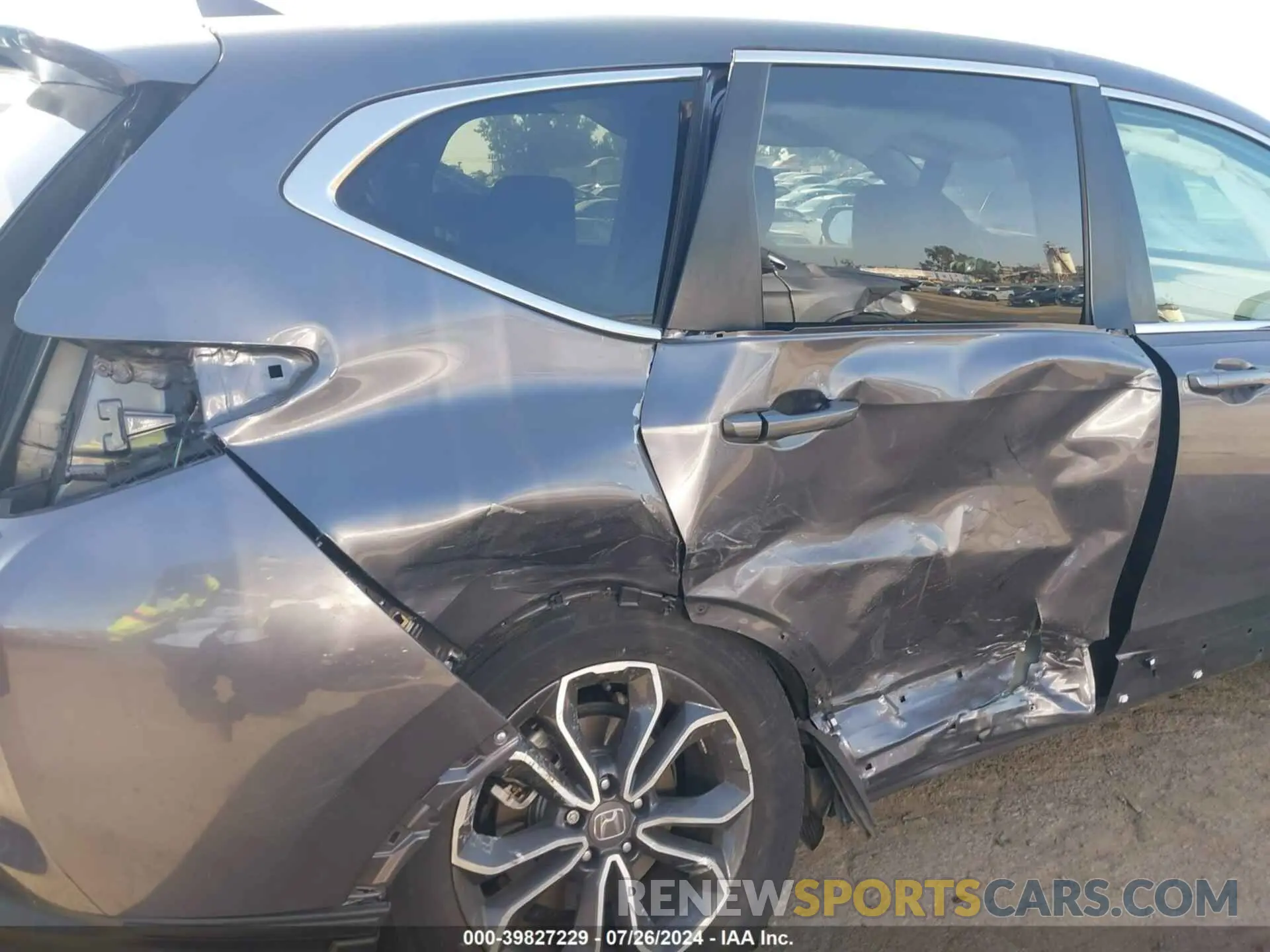 6 Photograph of a damaged car 7FARW2H51NE039095 HONDA CR-V 2022