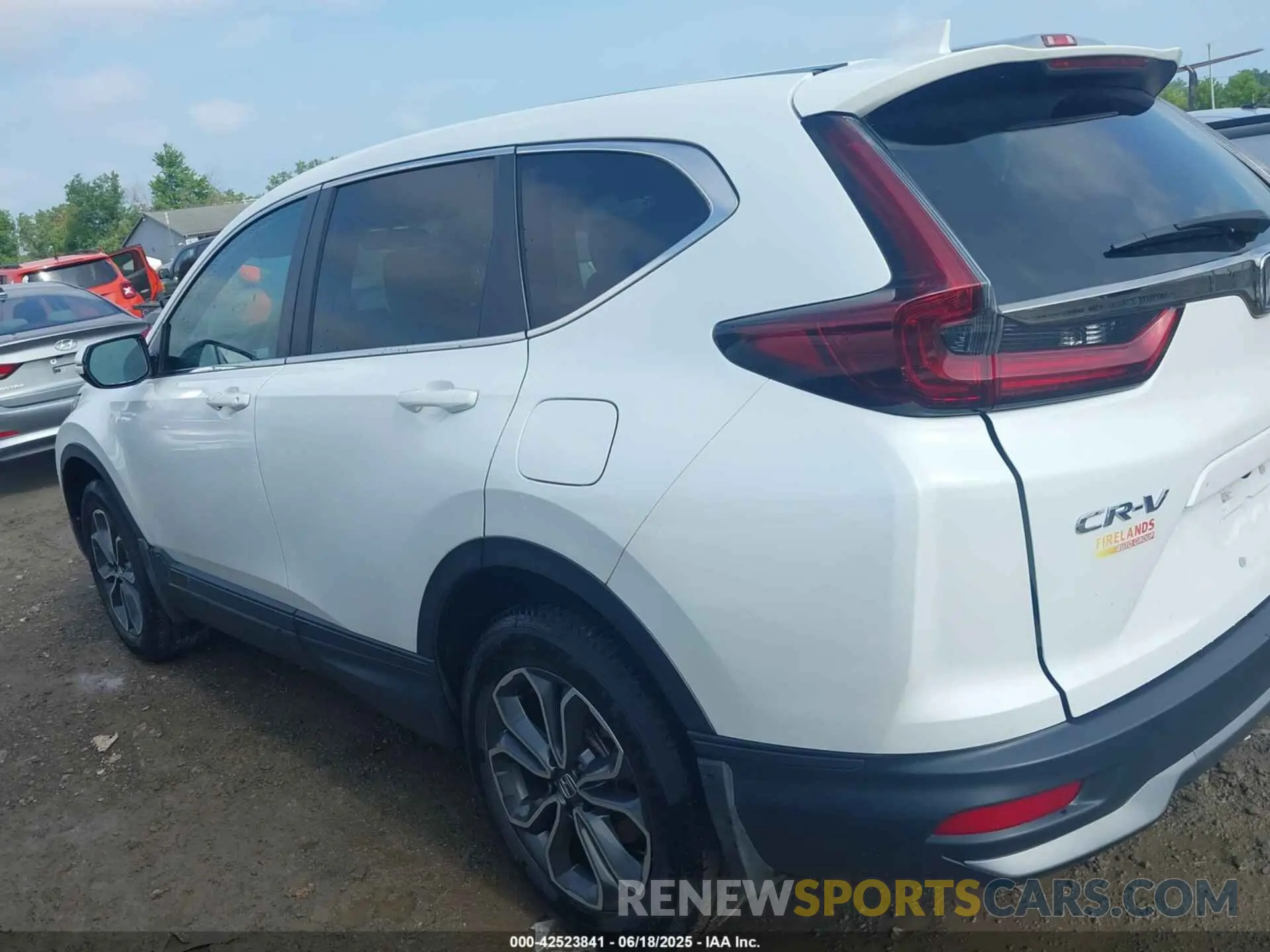 14 Photograph of a damaged car 7FARW2H51NE040148 HONDA CR-V 2022
