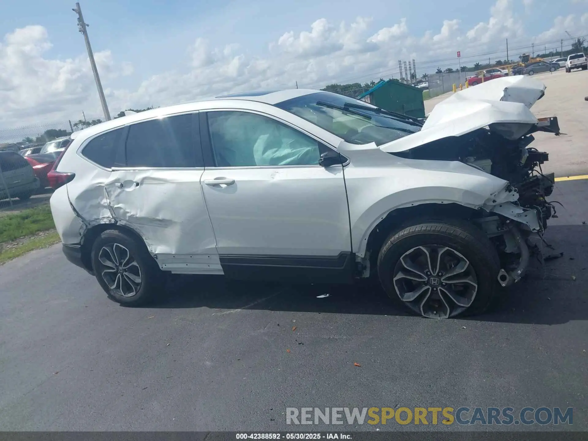 13 Photograph of a damaged car 7FARW2H55NE046504 HONDA CR-V 2022