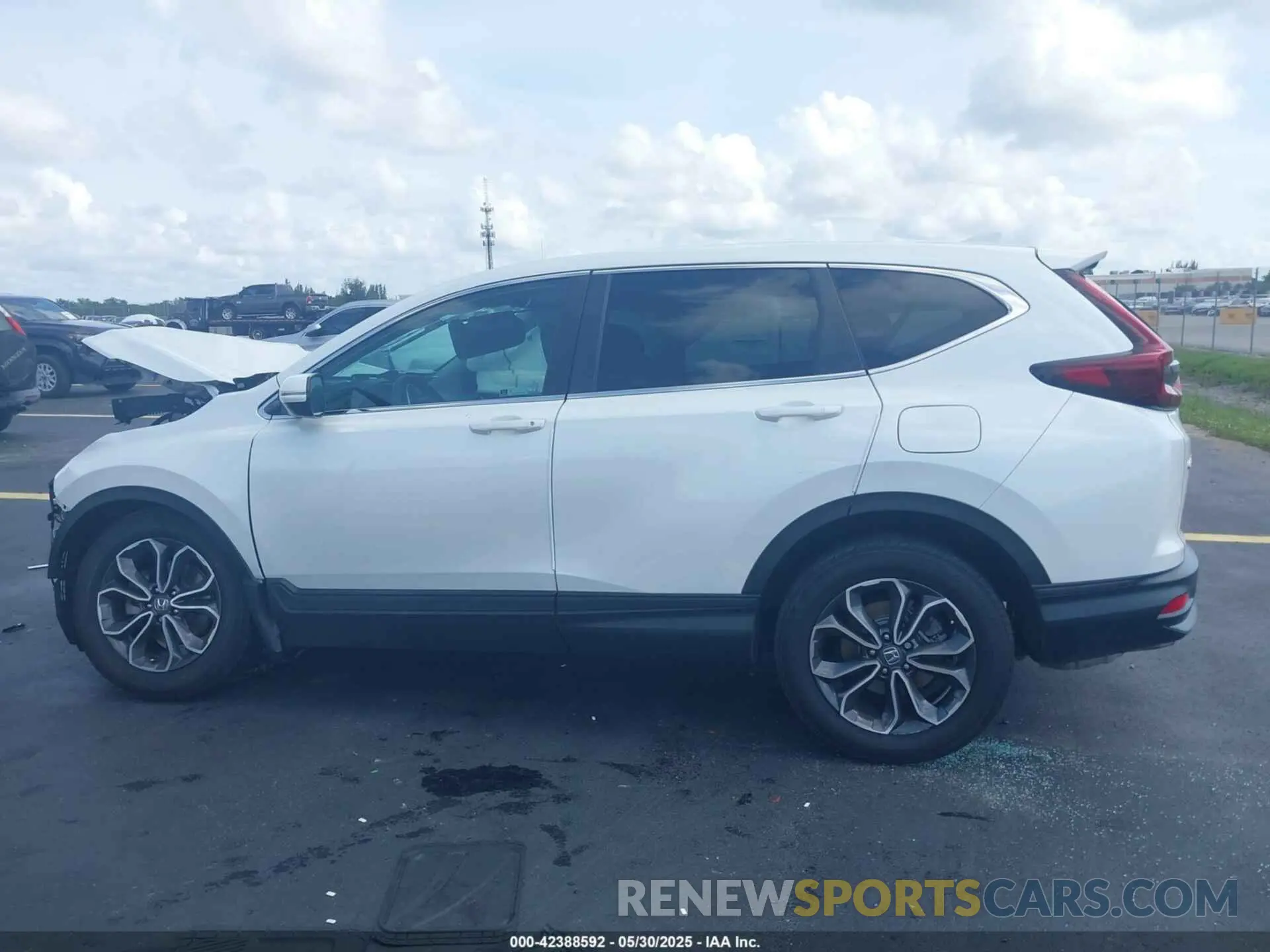 14 Photograph of a damaged car 7FARW2H55NE046504 HONDA CR-V 2022