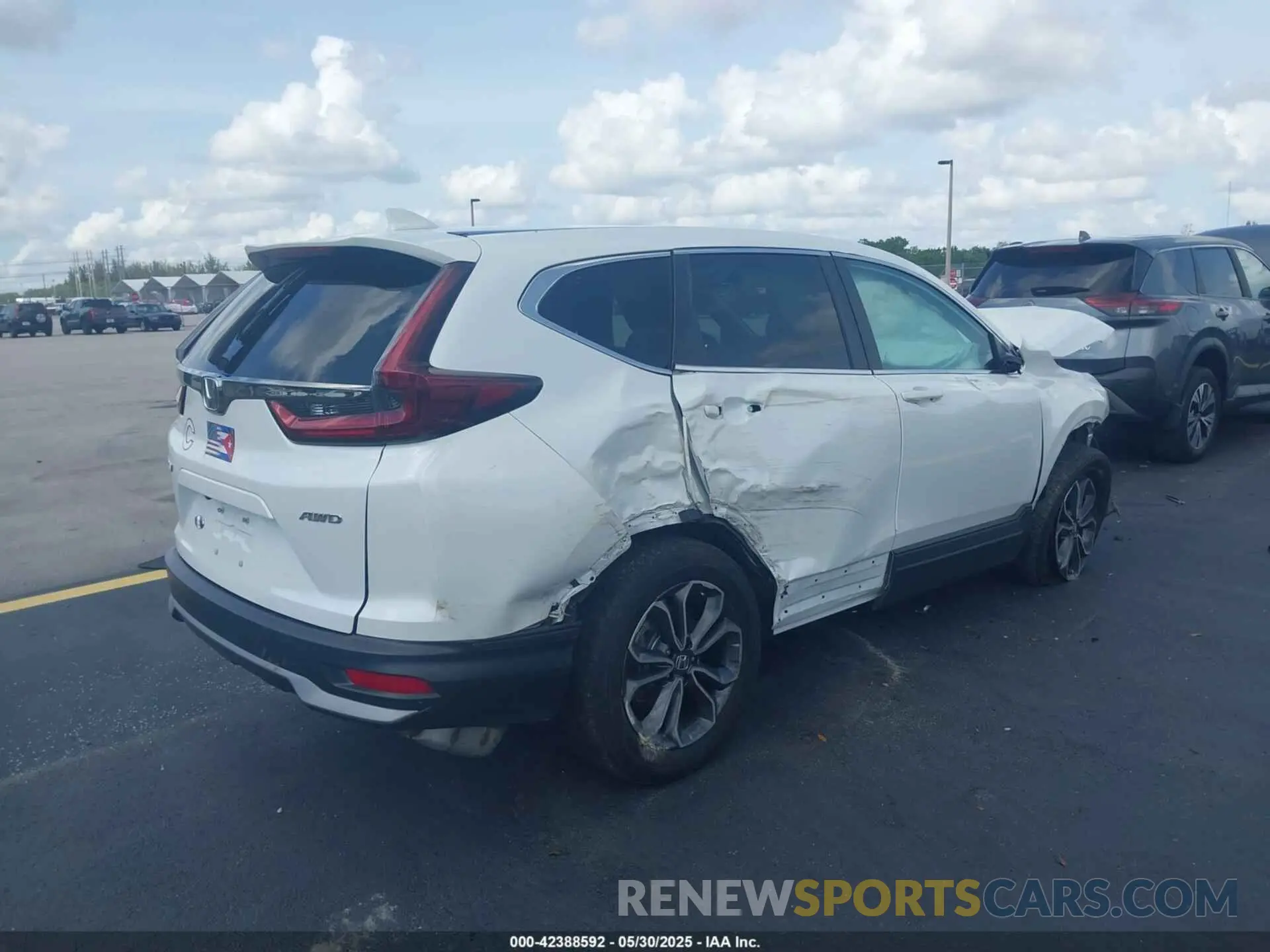 4 Photograph of a damaged car 7FARW2H55NE046504 HONDA CR-V 2022