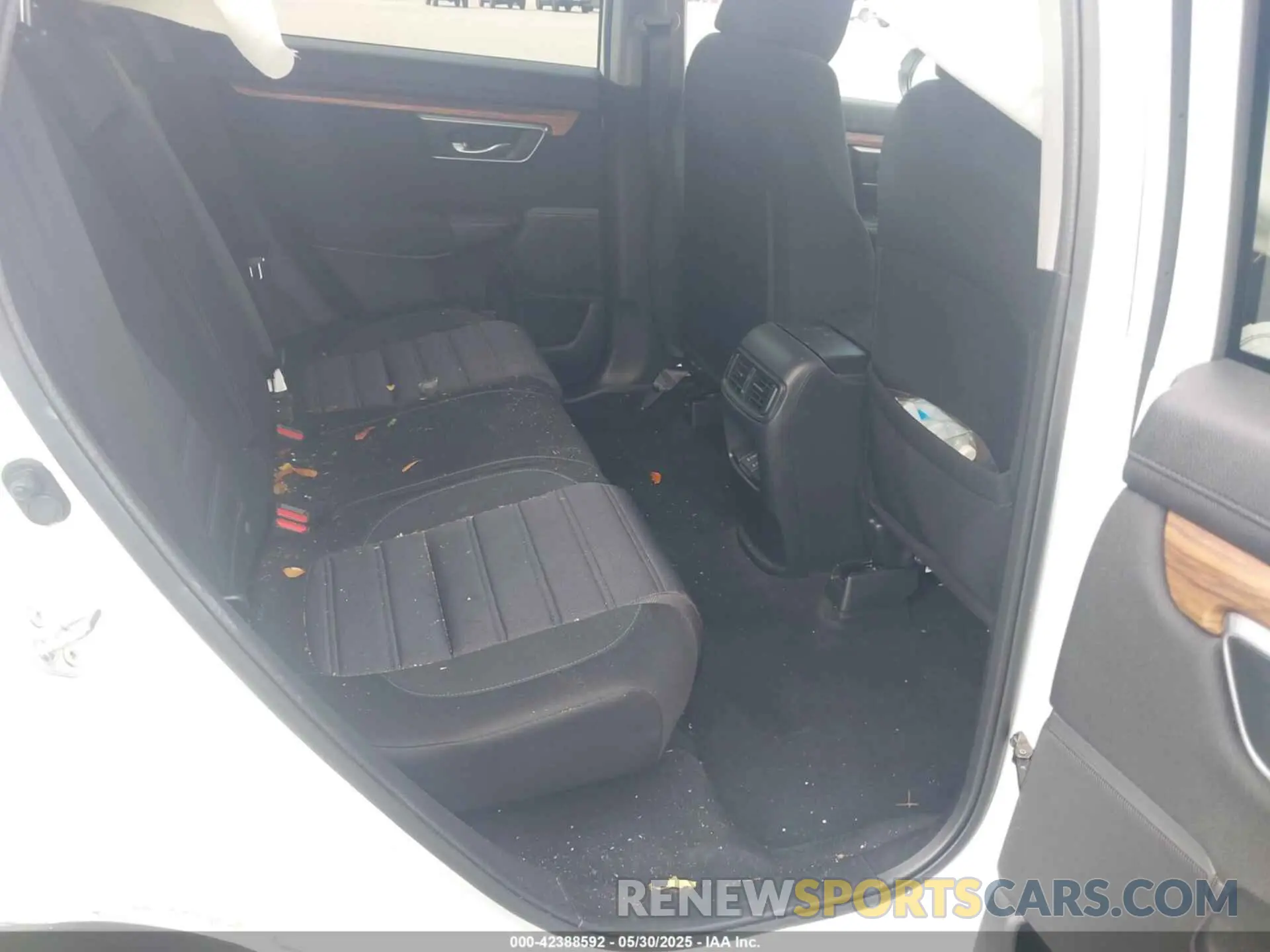 8 Photograph of a damaged car 7FARW2H55NE046504 HONDA CR-V 2022