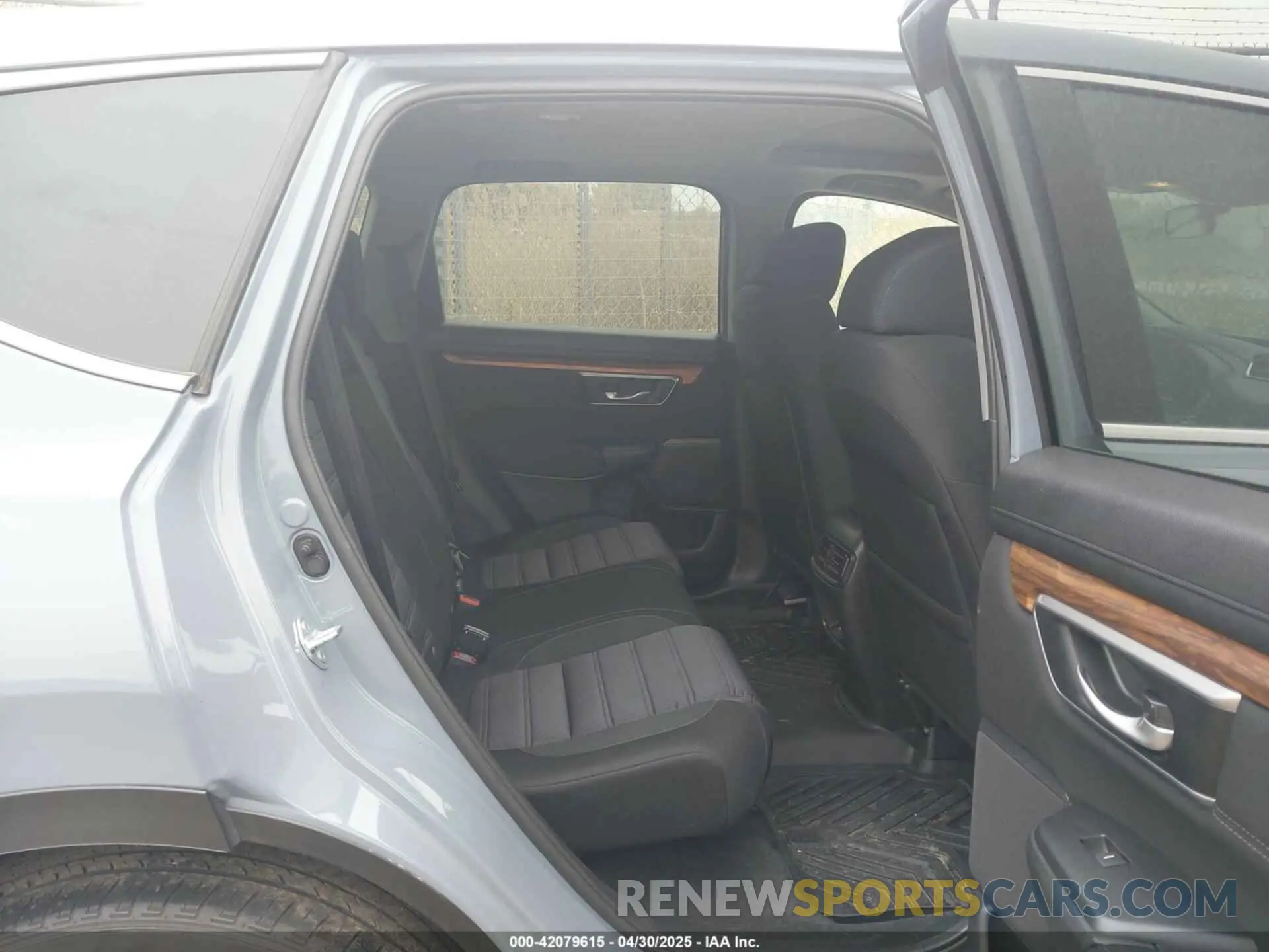 8 Photograph of a damaged car 7FARW2H58NE054077 HONDA CR-V 2022