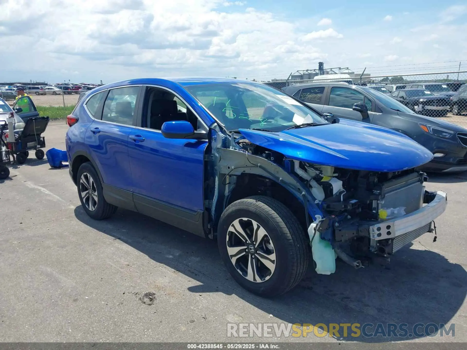 1 Photograph of a damaged car 7FARW2H77NE016051 HONDA CR-V 2022