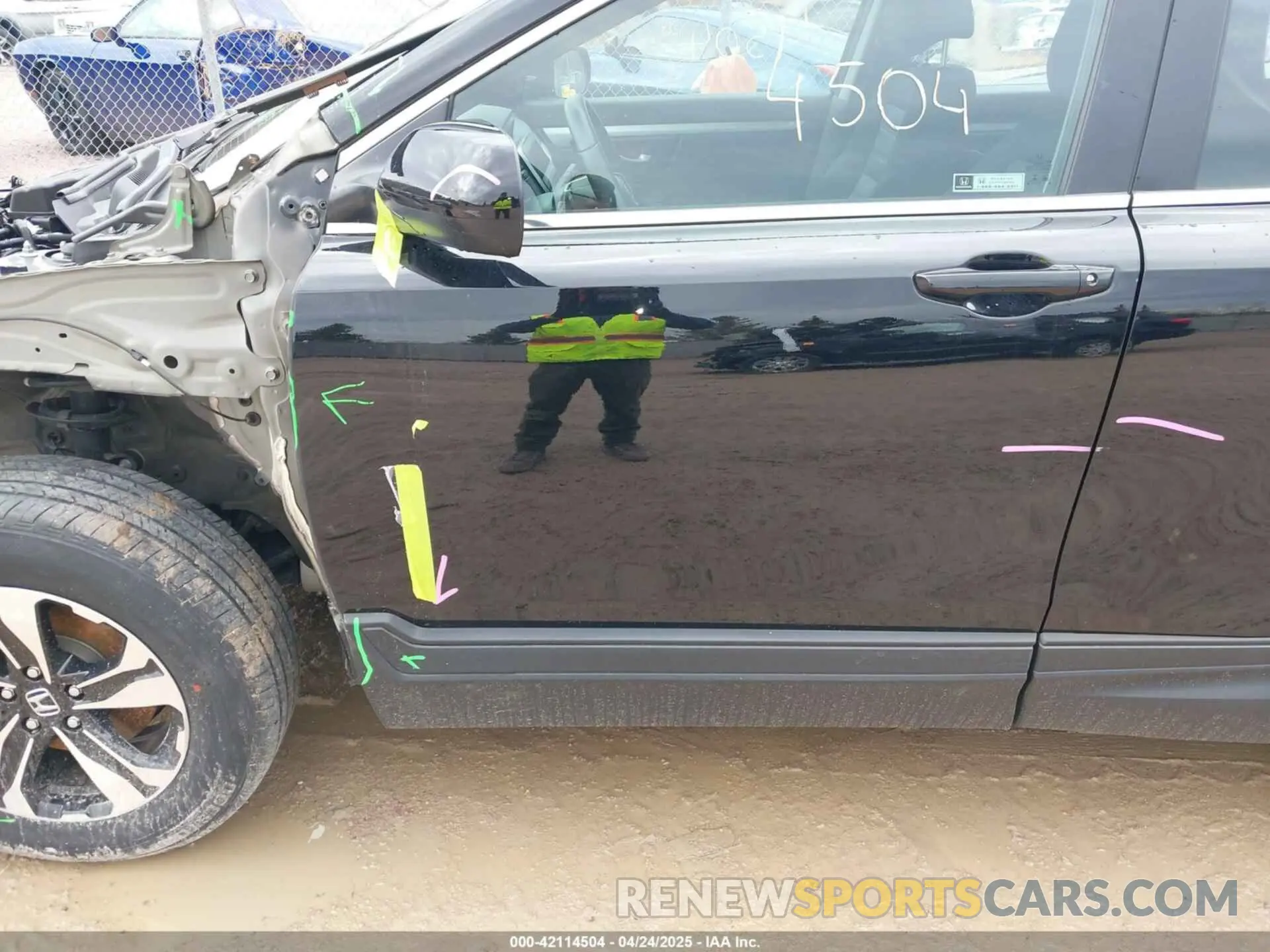 6 Photograph of a damaged car 7FARW2H79NE019274 HONDA CR-V 2022