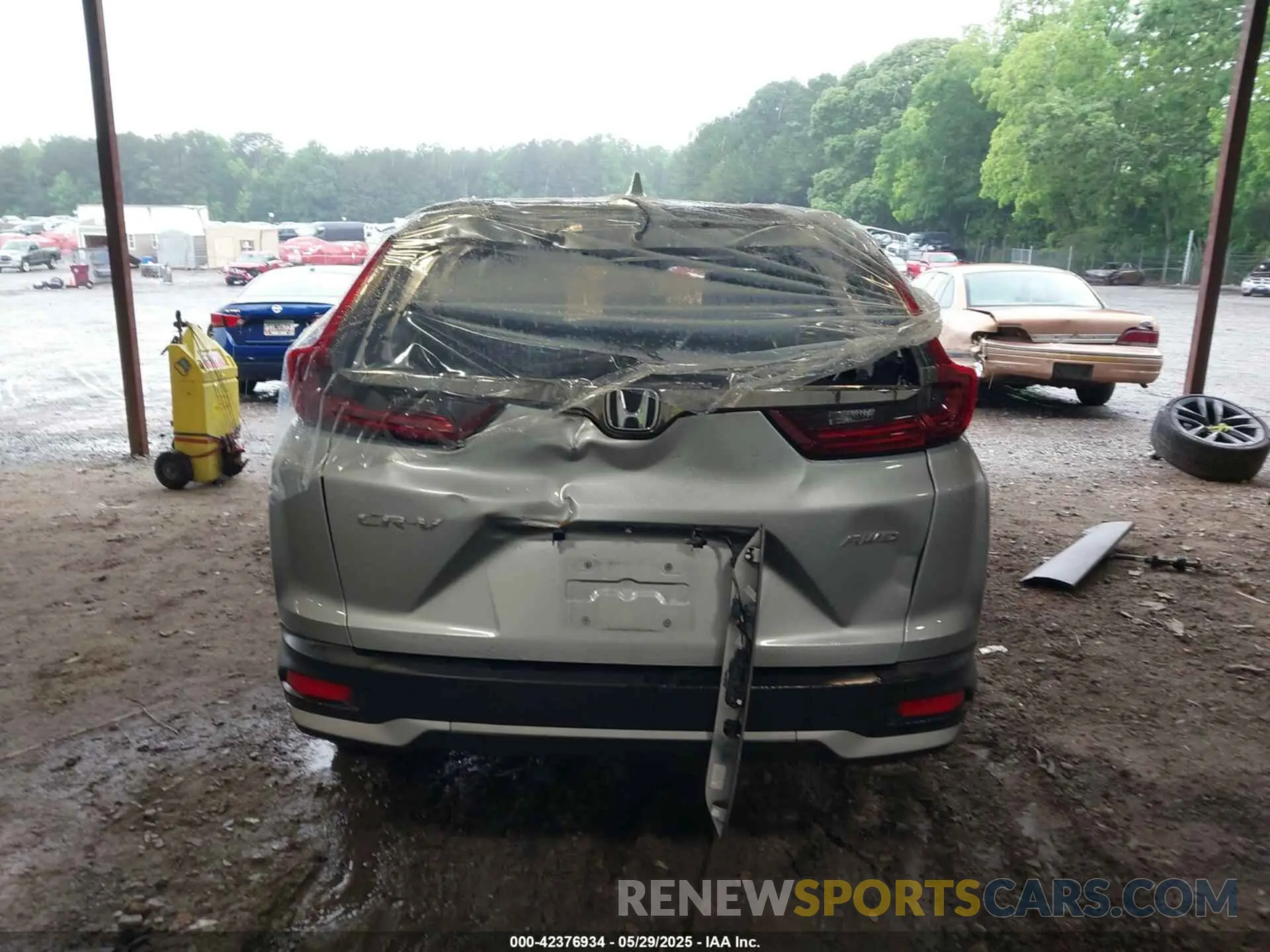 17 Photograph of a damaged car 7FARW2H88NE049519 HONDA CR-V 2022