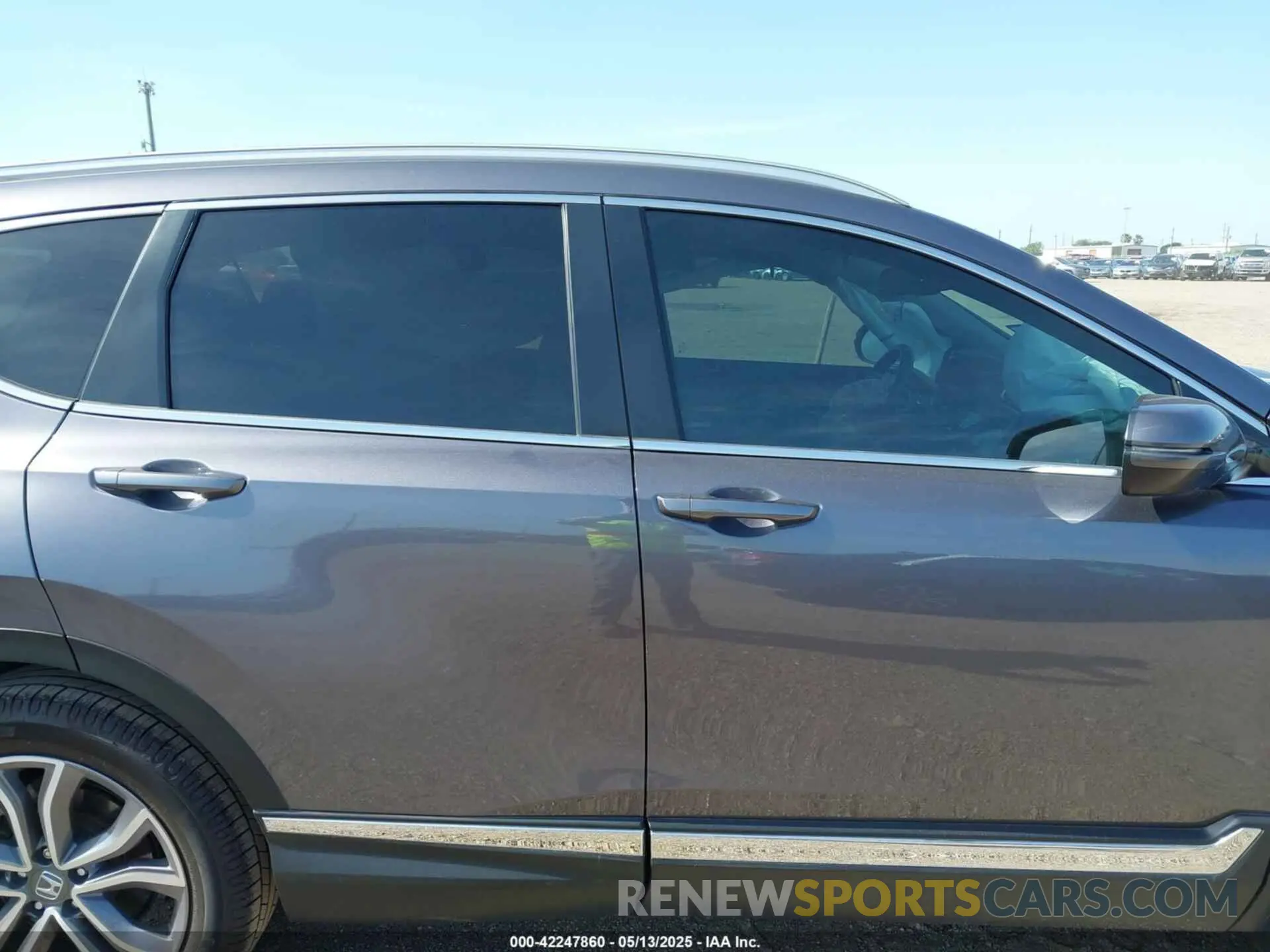13 Photograph of a damaged car 7FARW2H95NE040625 HONDA CR-V 2022