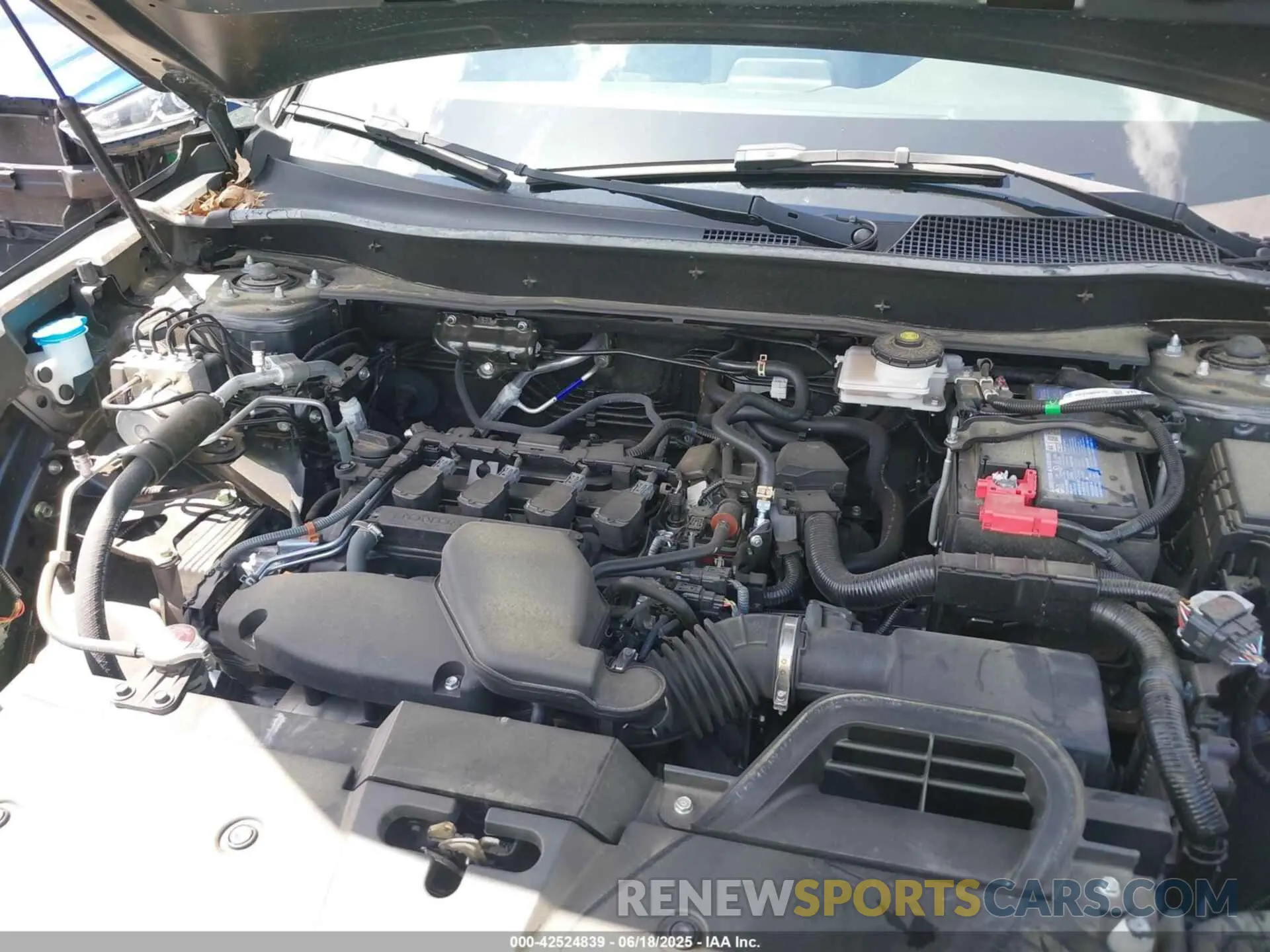 10 Photograph of a damaged car 2HKRS3H48PH302840 HONDA CR-V 2023