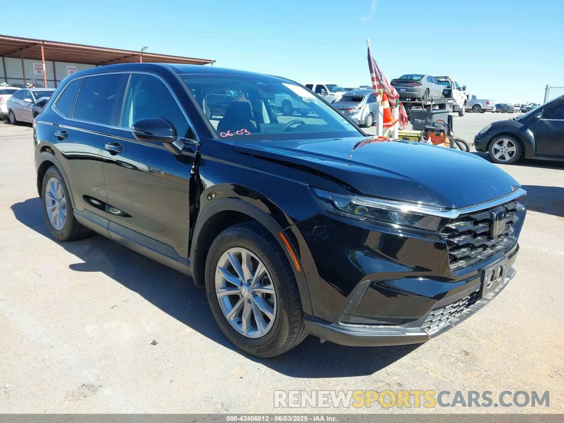 1 Photograph of a damaged car 2HKRS3H49PH302037 HONDA CR-V 2023