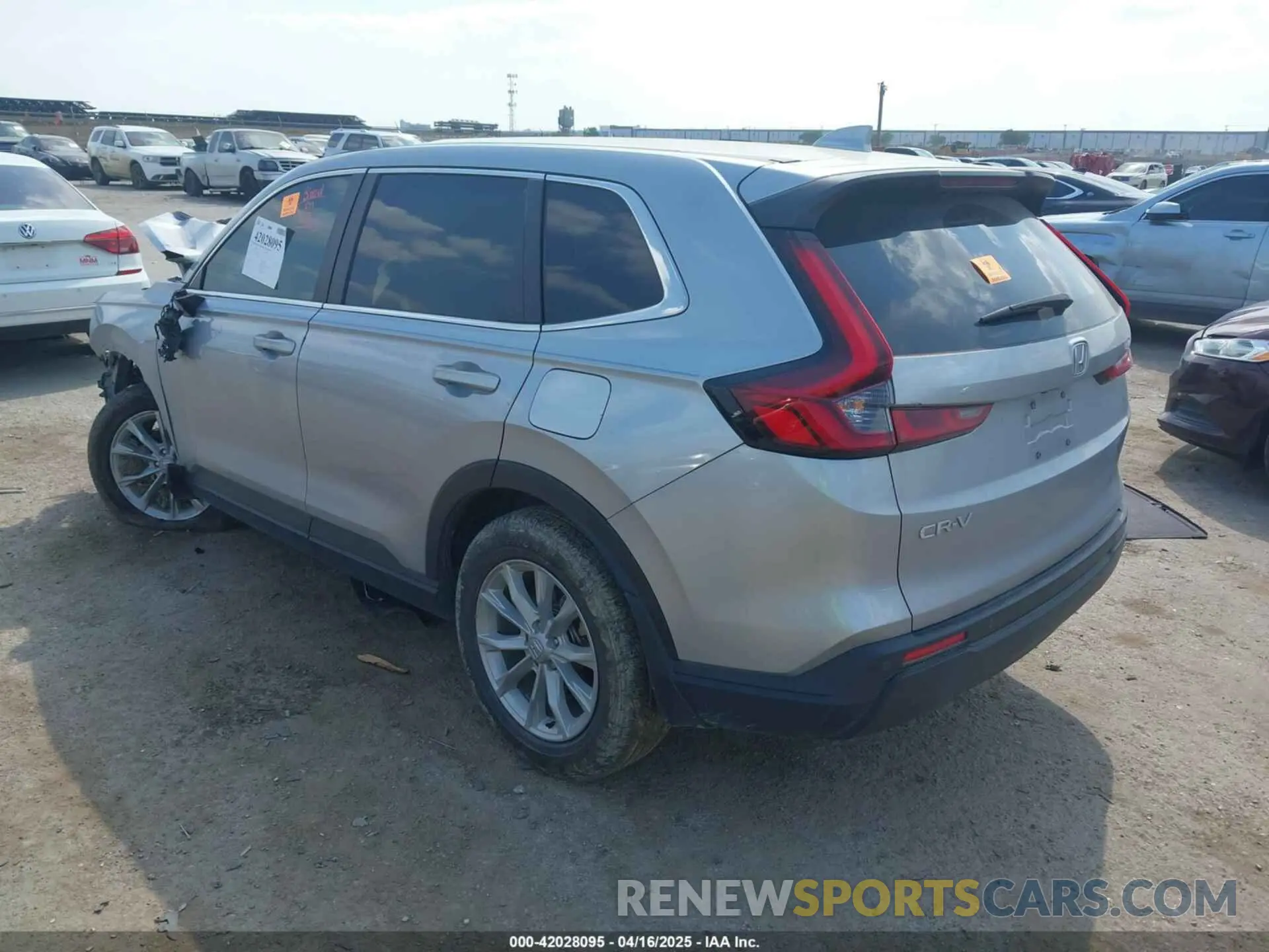 3 Photograph of a damaged car 2HKRS3H75PH302319 HONDA CR-V 2023