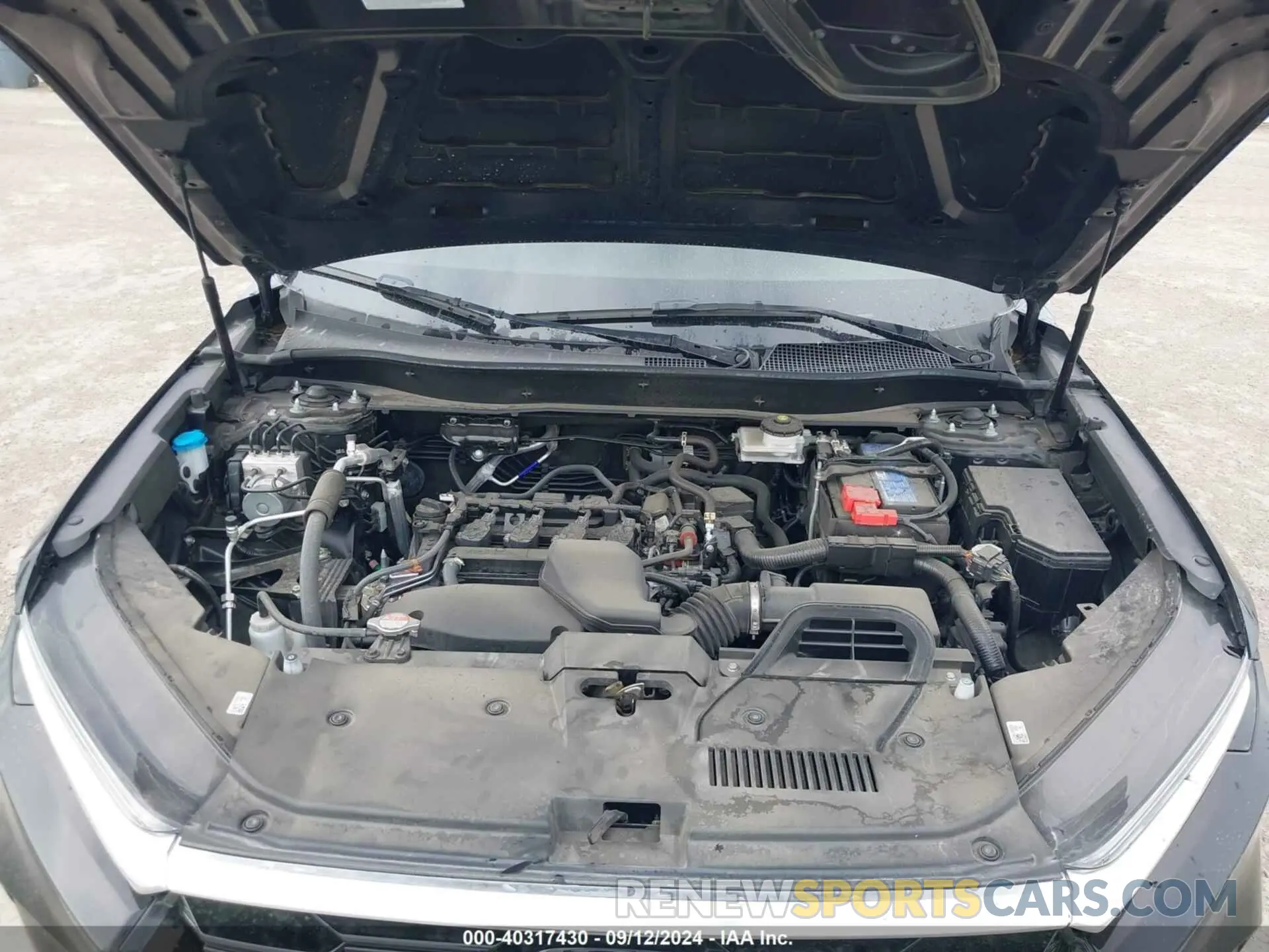 10 Photograph of a damaged car 2HKRS3H77PH306162 HONDA CR-V 2023