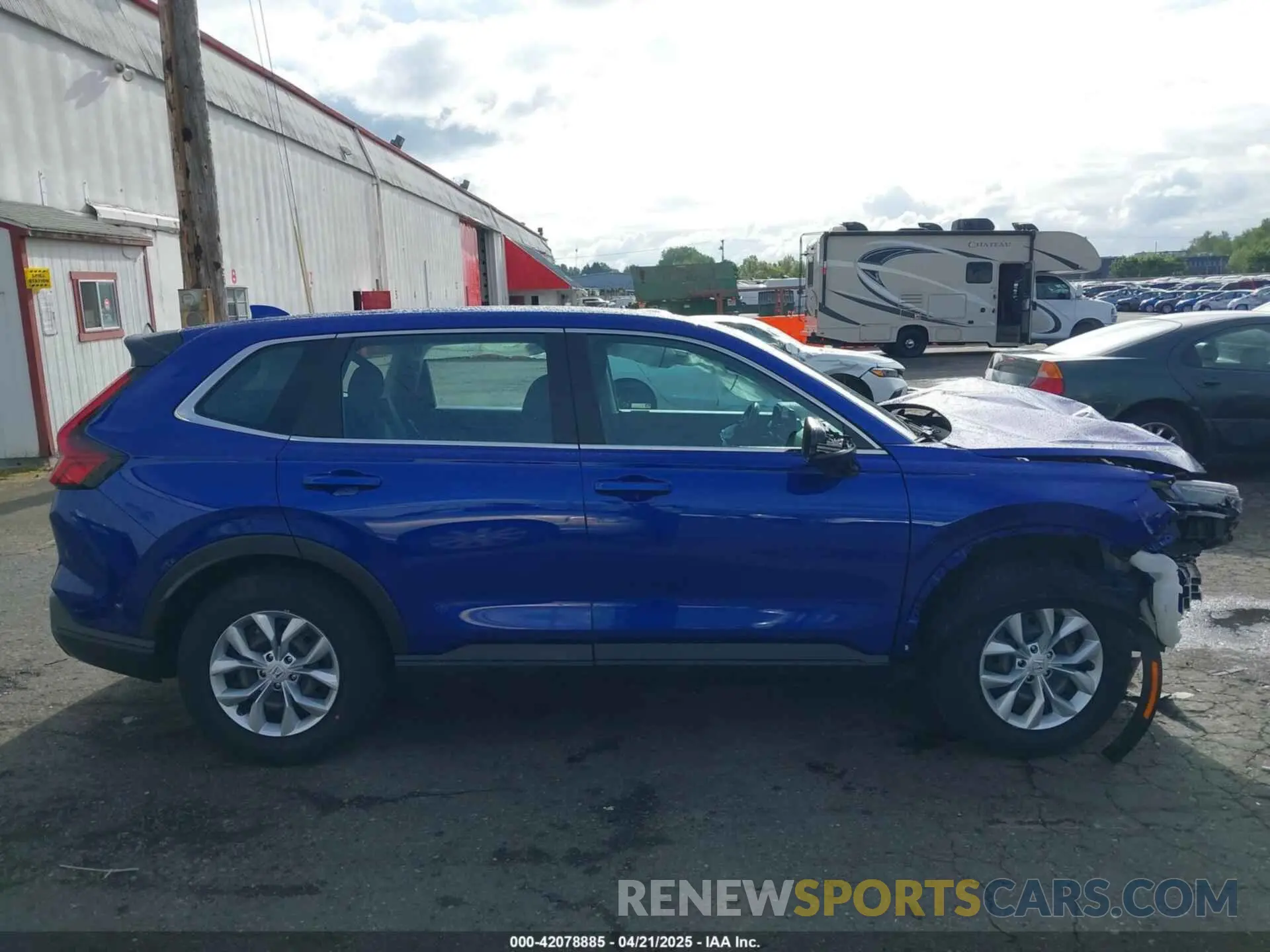 13 Photograph of a damaged car 2HKRS4H20PH425634 HONDA CR-V 2023