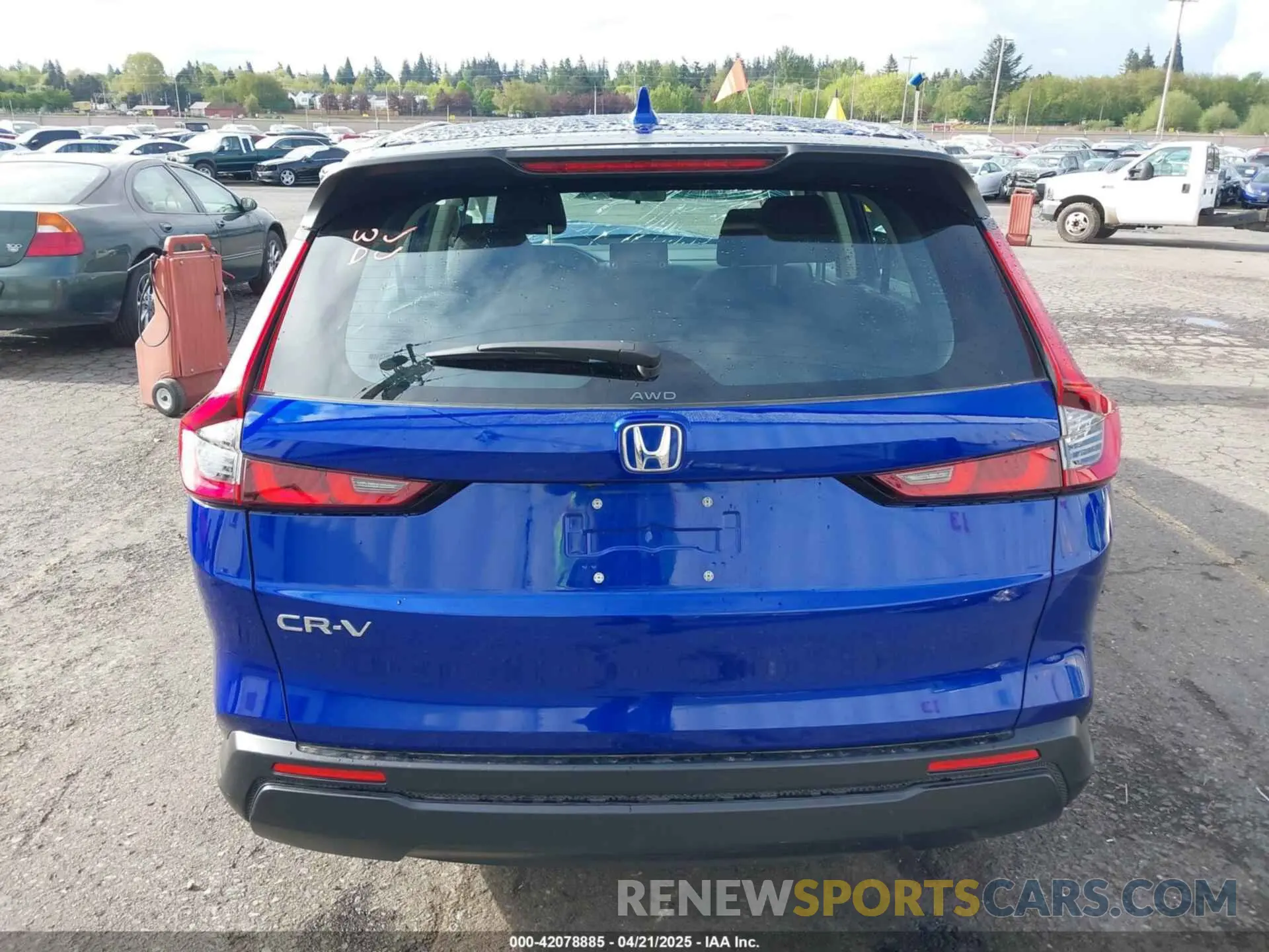 16 Photograph of a damaged car 2HKRS4H20PH425634 HONDA CR-V 2023
