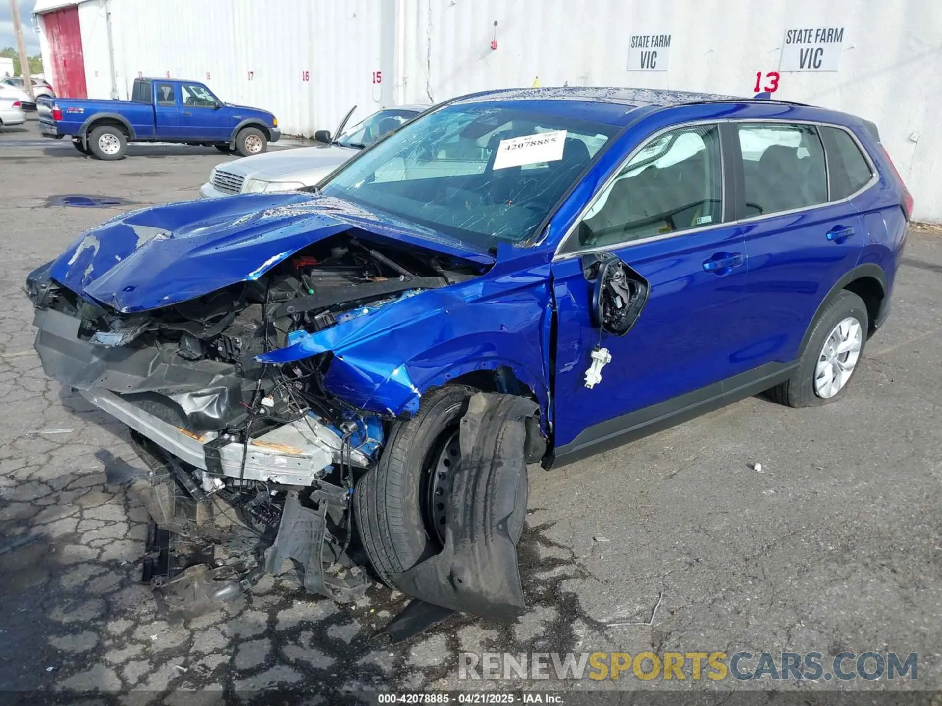 2 Photograph of a damaged car 2HKRS4H20PH425634 HONDA CR-V 2023