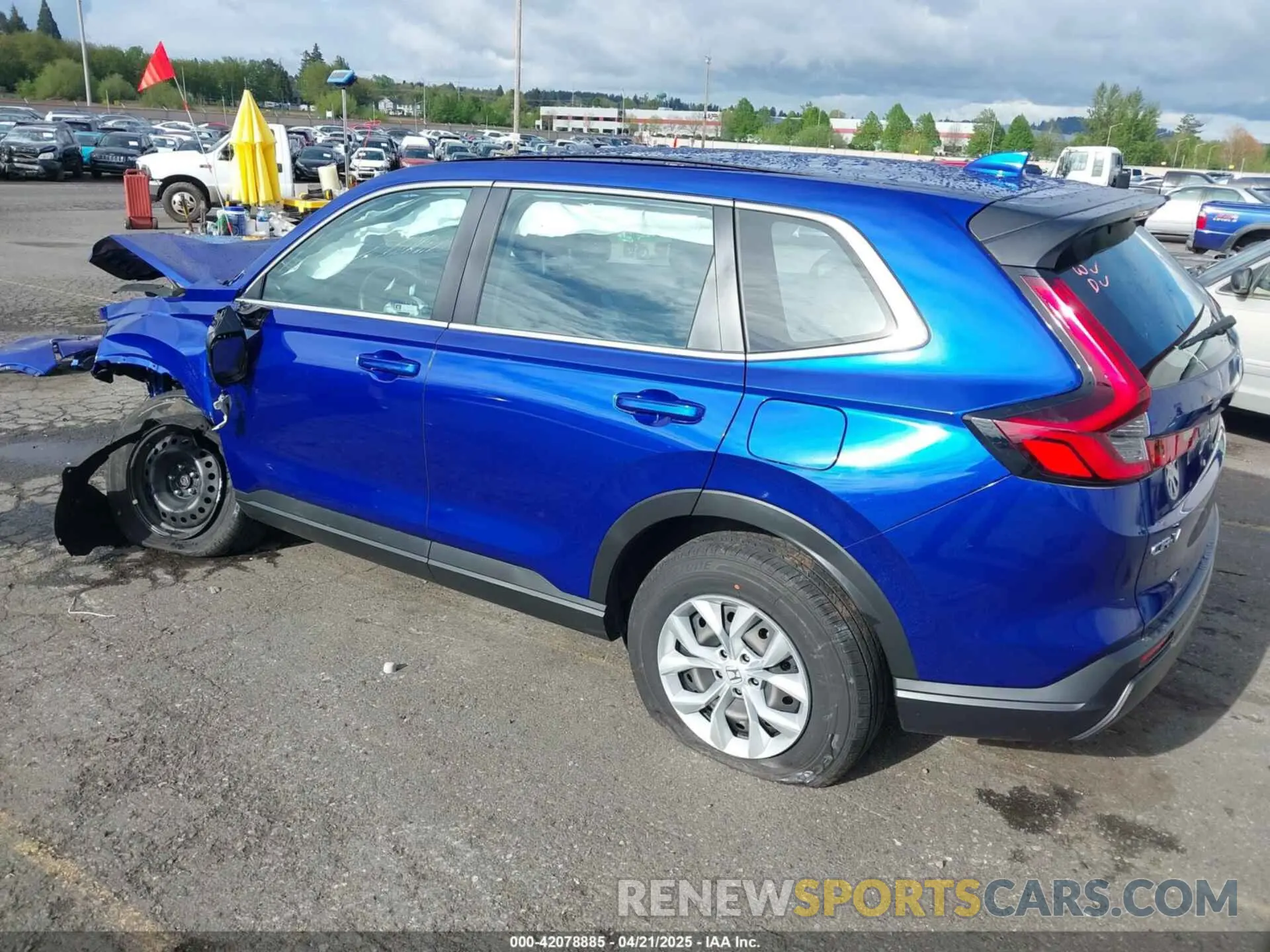 3 Photograph of a damaged car 2HKRS4H20PH425634 HONDA CR-V 2023