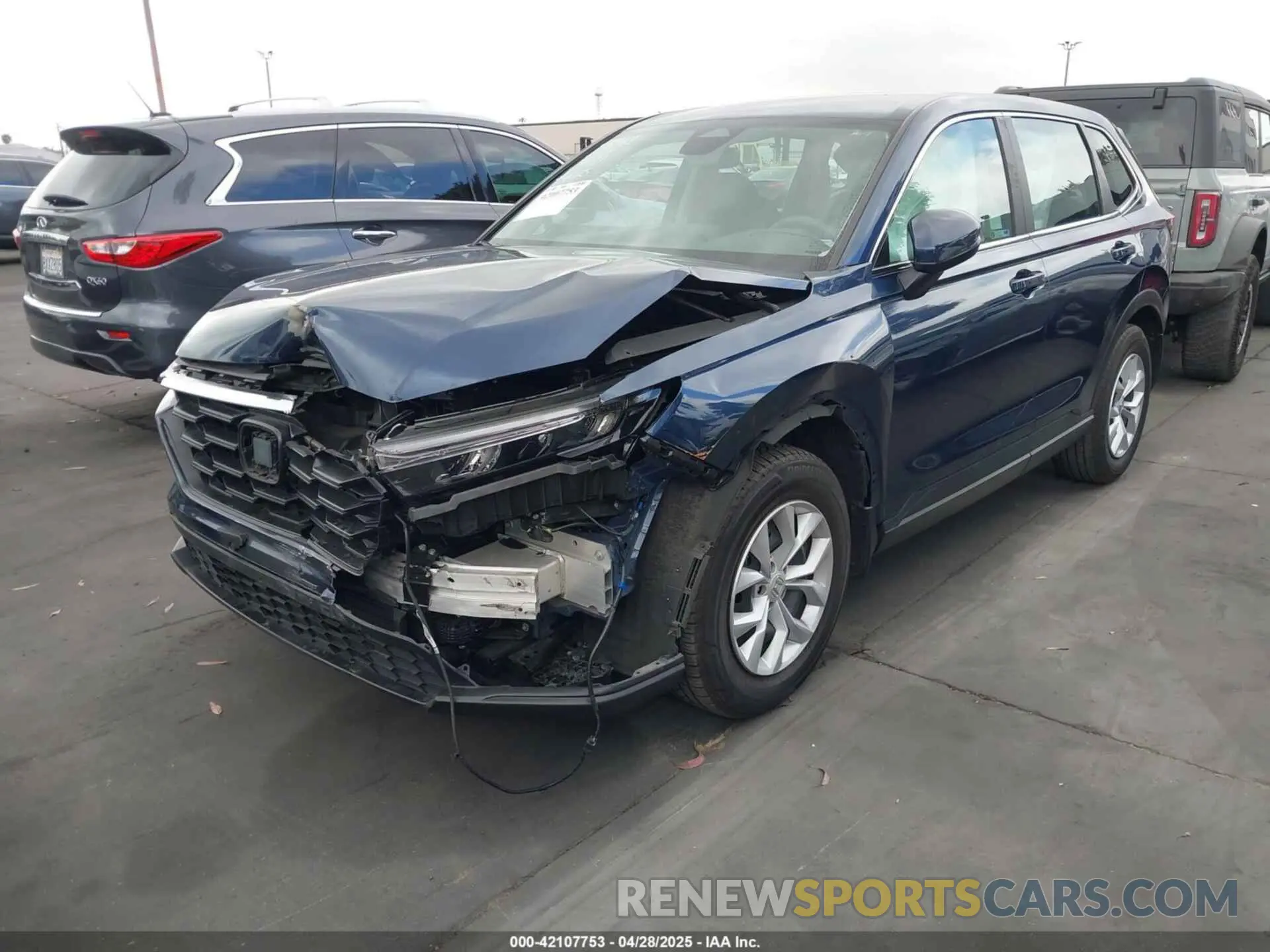 2 Photograph of a damaged car 2HKRS4H22PH421245 HONDA CR-V 2023