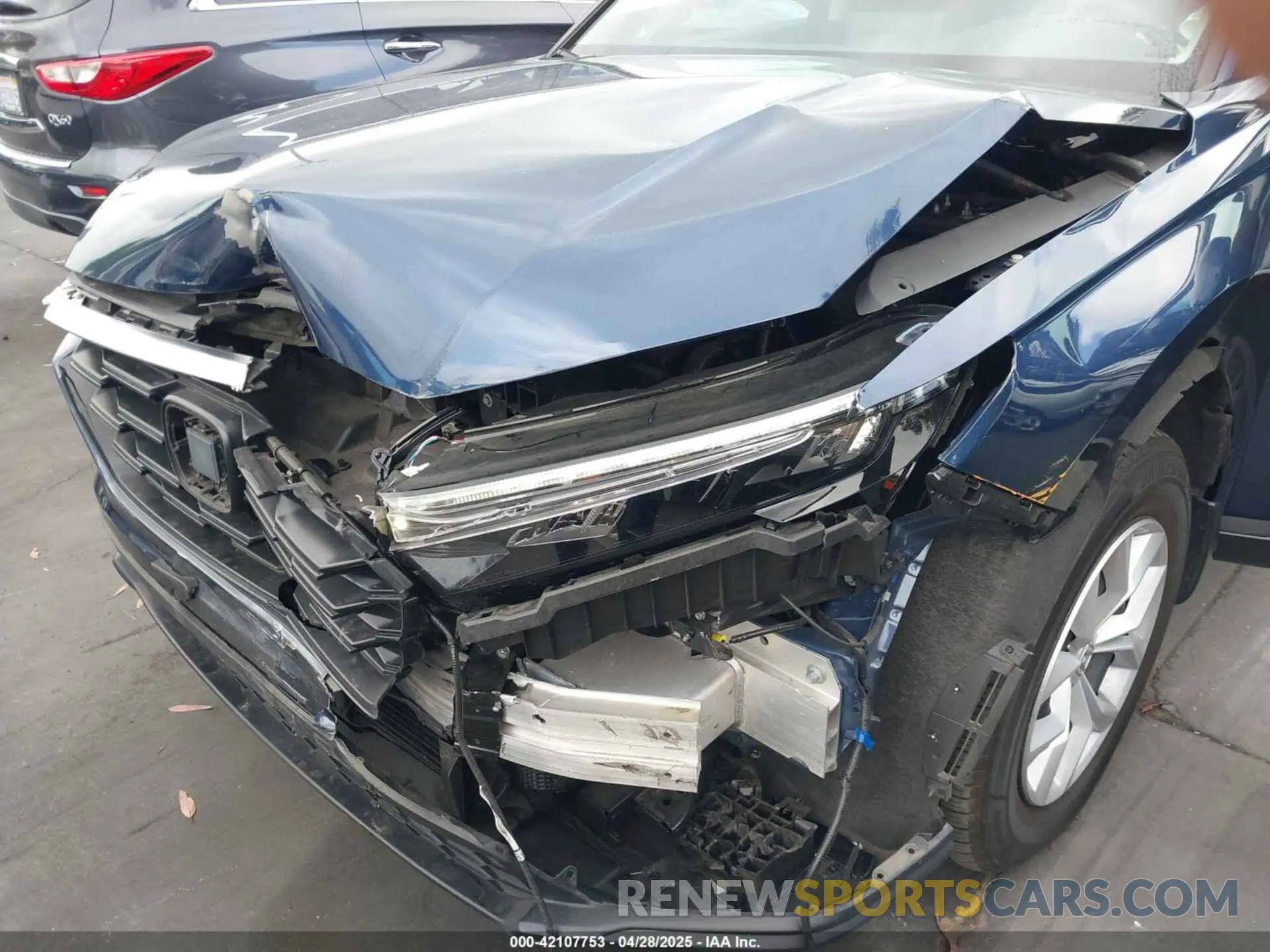 6 Photograph of a damaged car 2HKRS4H22PH421245 HONDA CR-V 2023