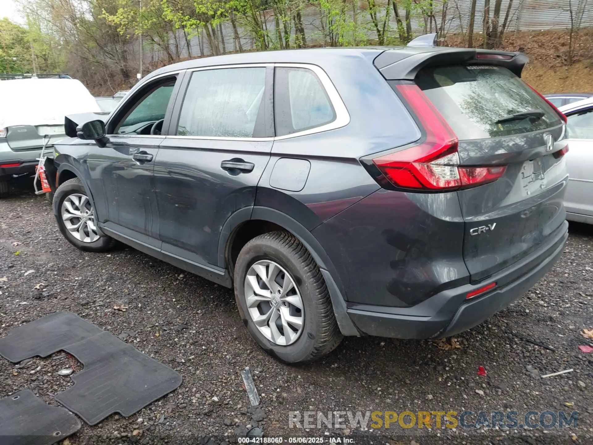 3 Photograph of a damaged car 2HKRS4H27PH429079 HONDA CR-V 2023