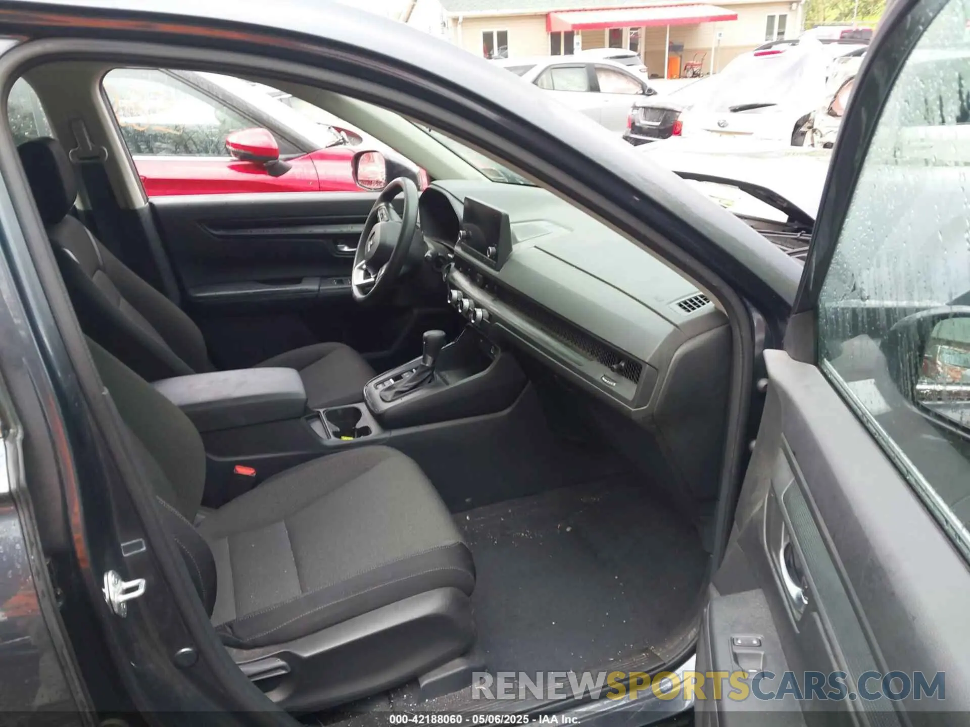 5 Photograph of a damaged car 2HKRS4H27PH429079 HONDA CR-V 2023