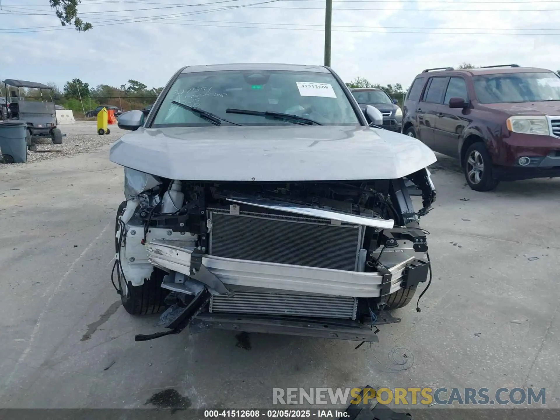 13 Photograph of a damaged car 2HKRS4H41PH404227 HONDA CR-V 2023
