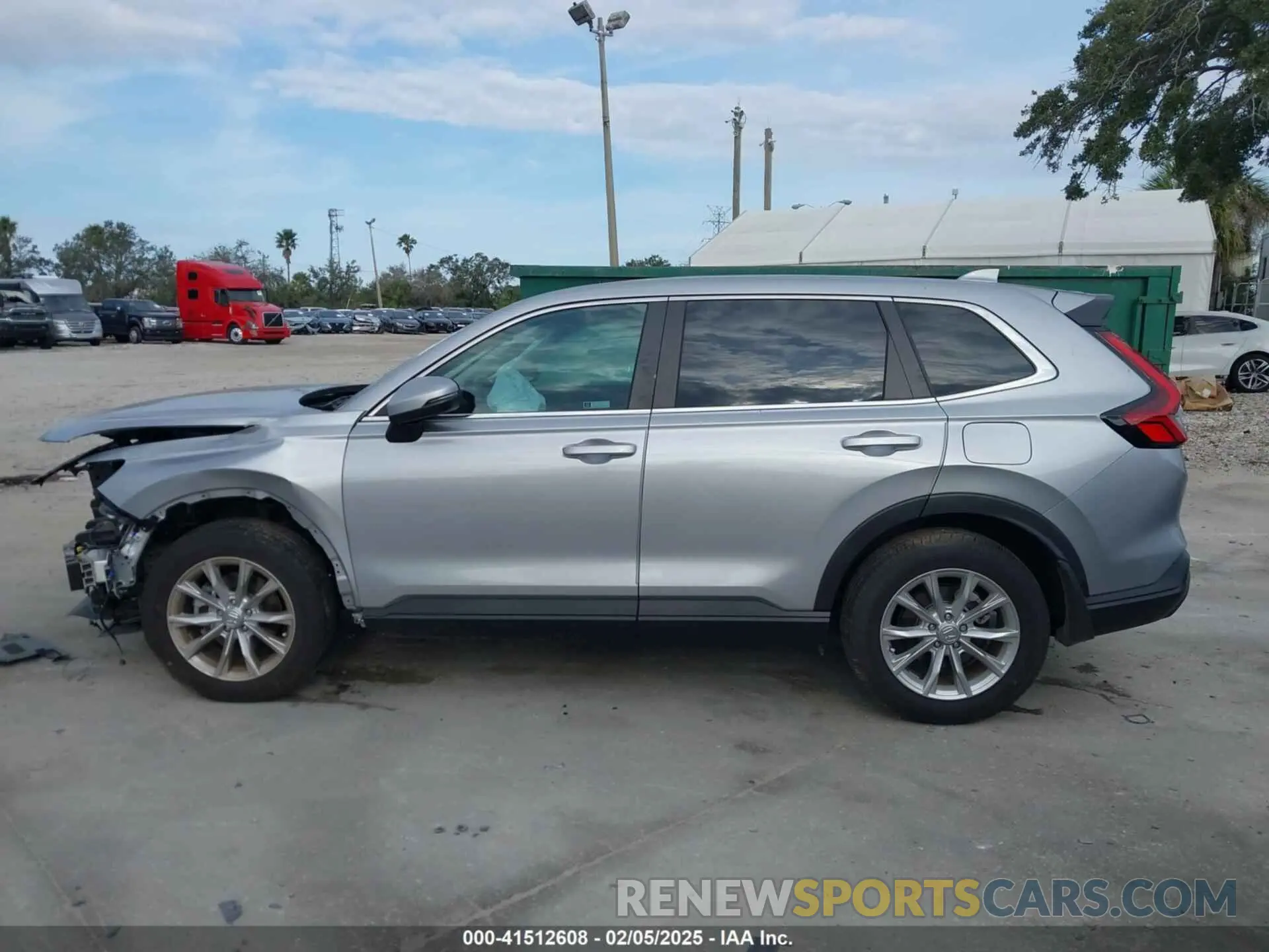 15 Photograph of a damaged car 2HKRS4H41PH404227 HONDA CR-V 2023