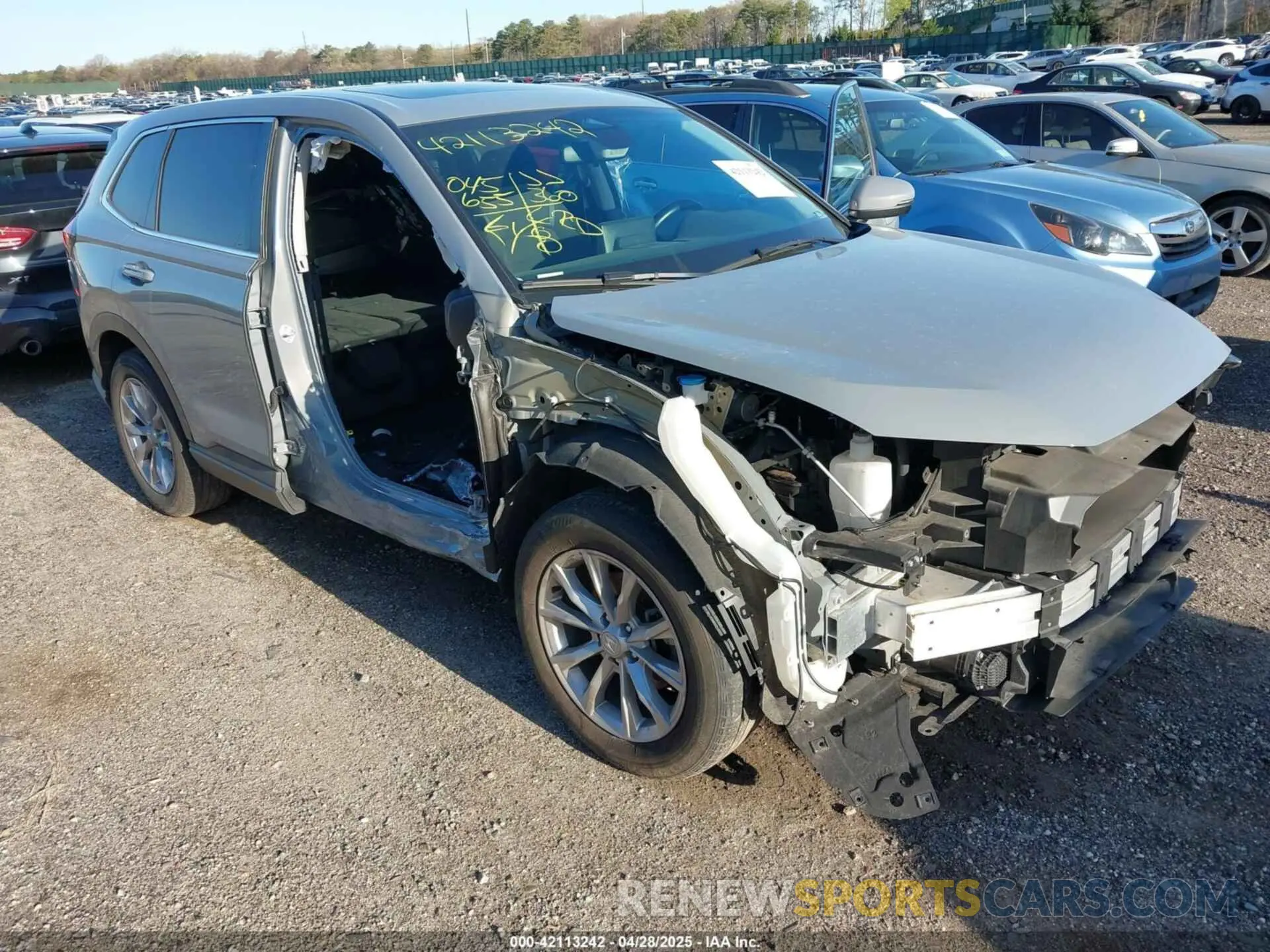 6 Photograph of a damaged car 2HKRS4H42PH431503 HONDA CR-V 2023