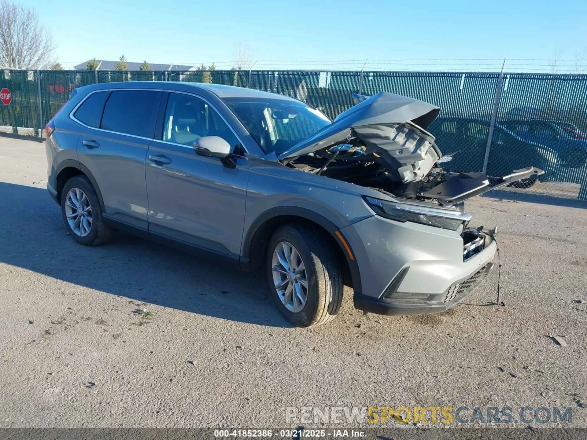 1 Photograph of a damaged car 2HKRS4H43PH435284 HONDA CR-V 2023