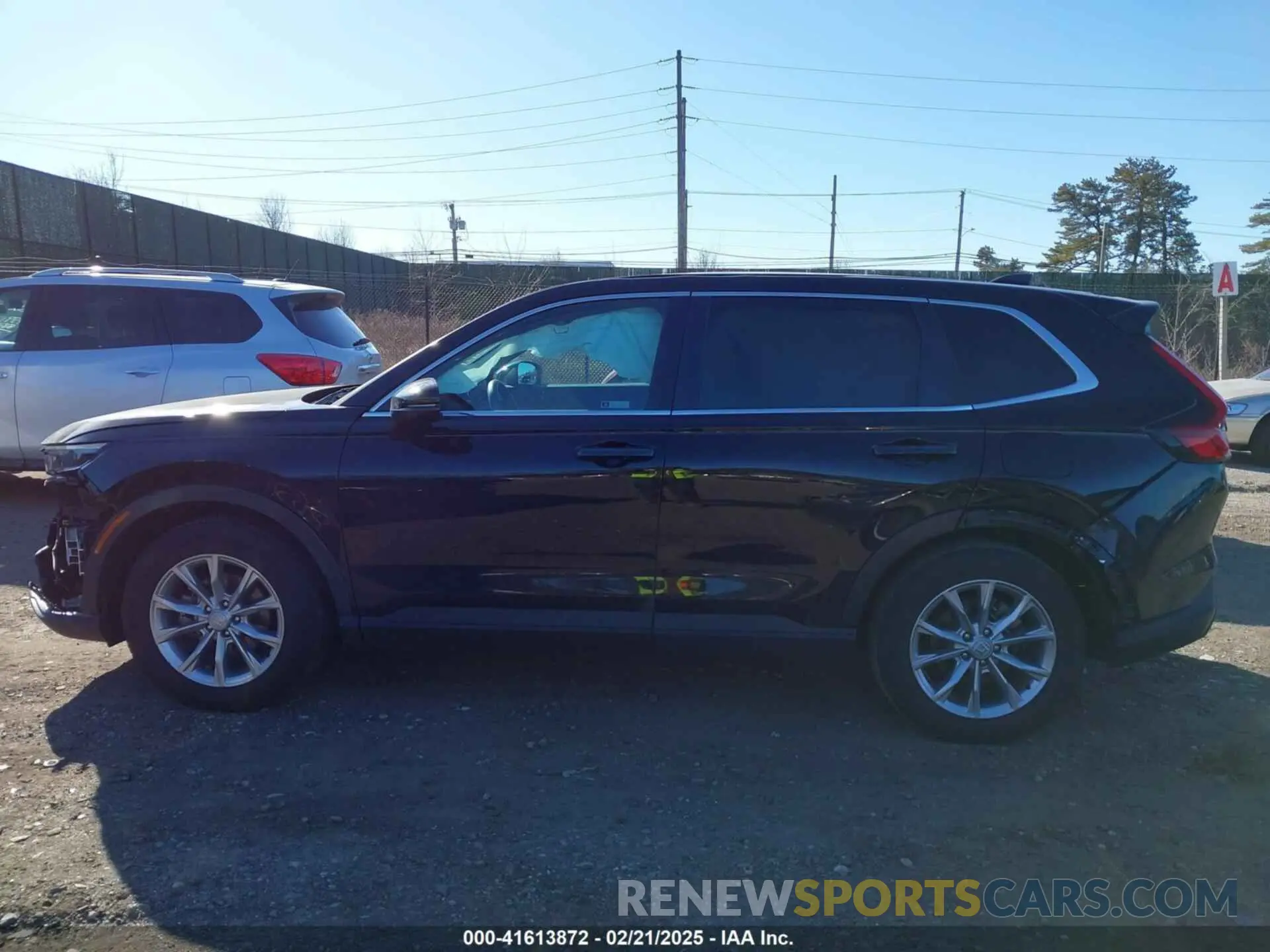 14 Photograph of a damaged car 2HKRS4H46PH406491 HONDA CR-V 2023